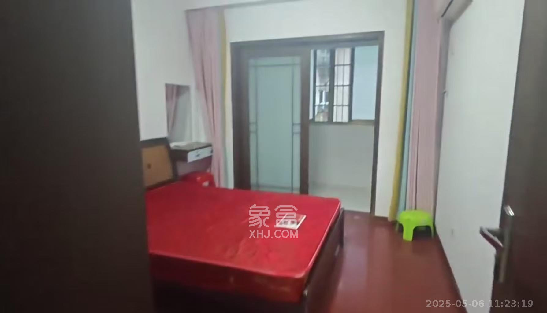德政园  2室1厅1卫   1650.00元/月室内图