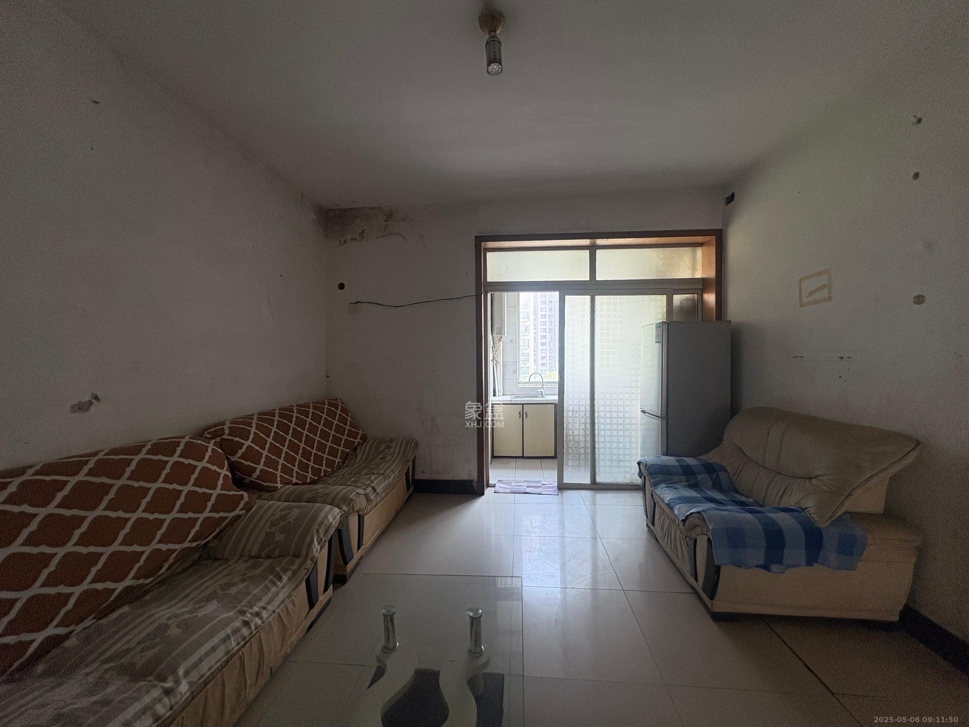 茶叶大市场“山水茗园” 2室1厅1卫 1000.0元/月 茶叶大市场“山水茗园” 2室1厅1卫 1000.0元/月室内图