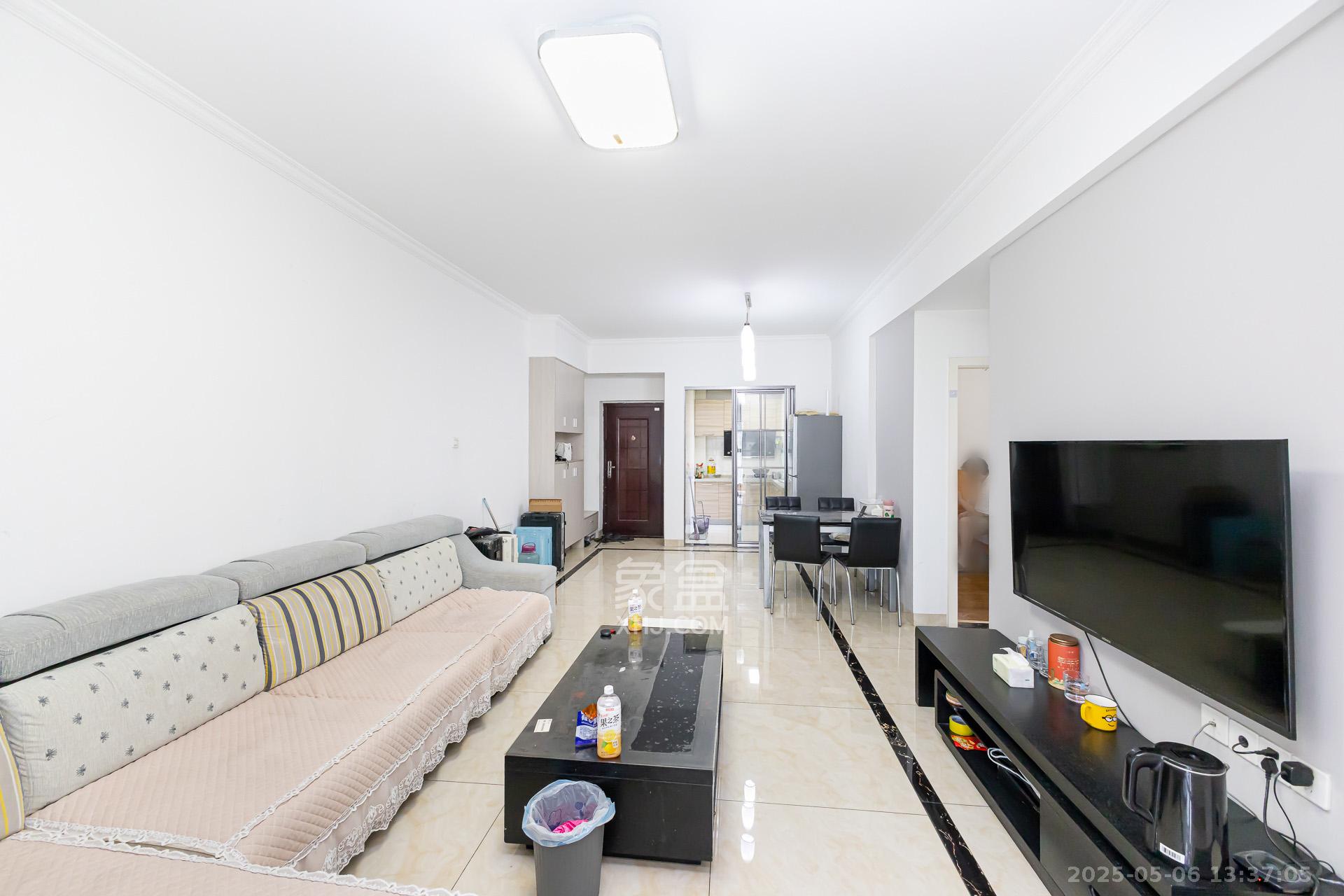 长燃新奥佳园 2室2厅1卫 69.8万 长燃新奥佳园 2室2厅1卫 69.8万客厅