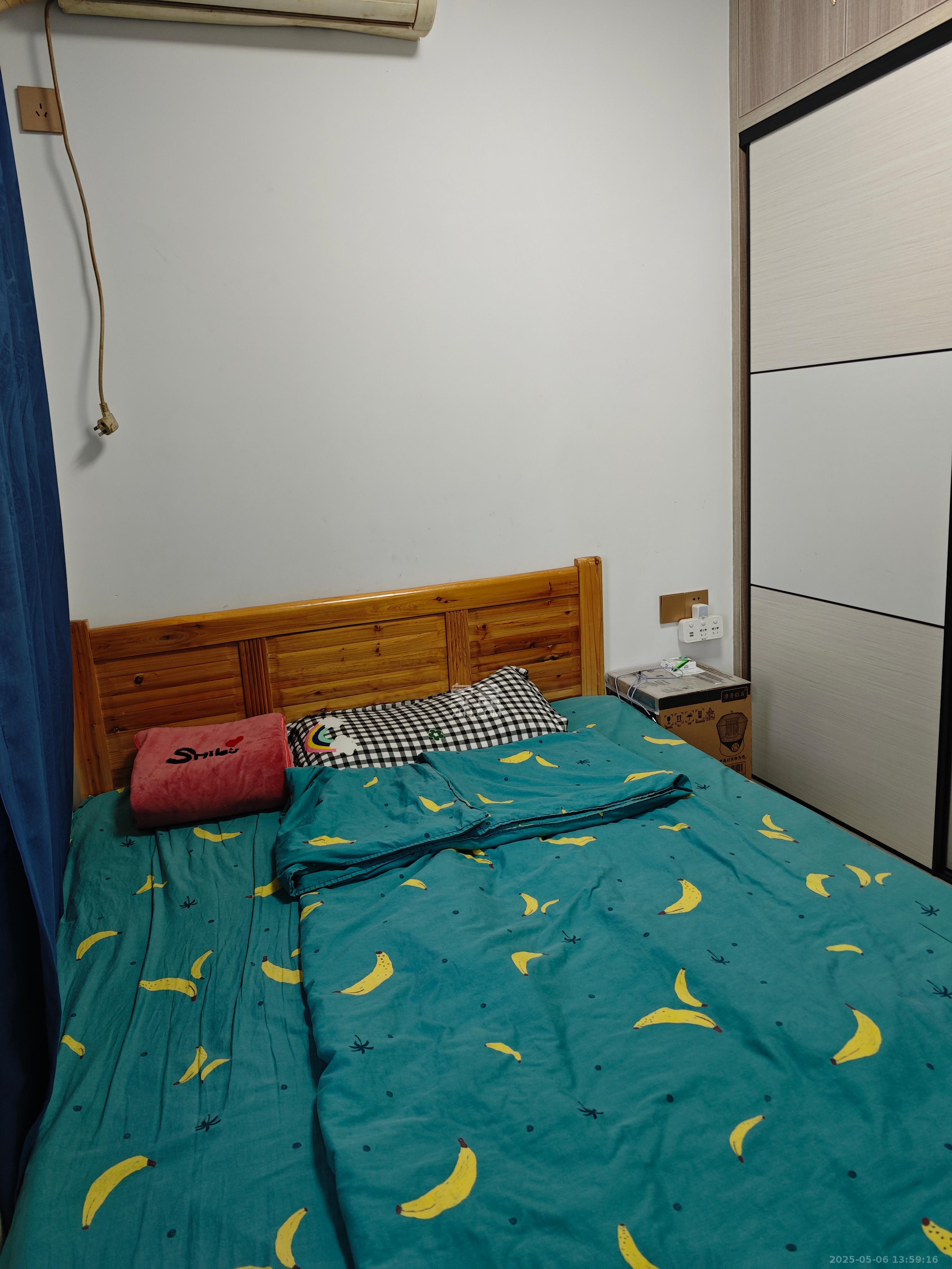 保利香槟国际  2室2厅1卫   1800.00元/月室内图