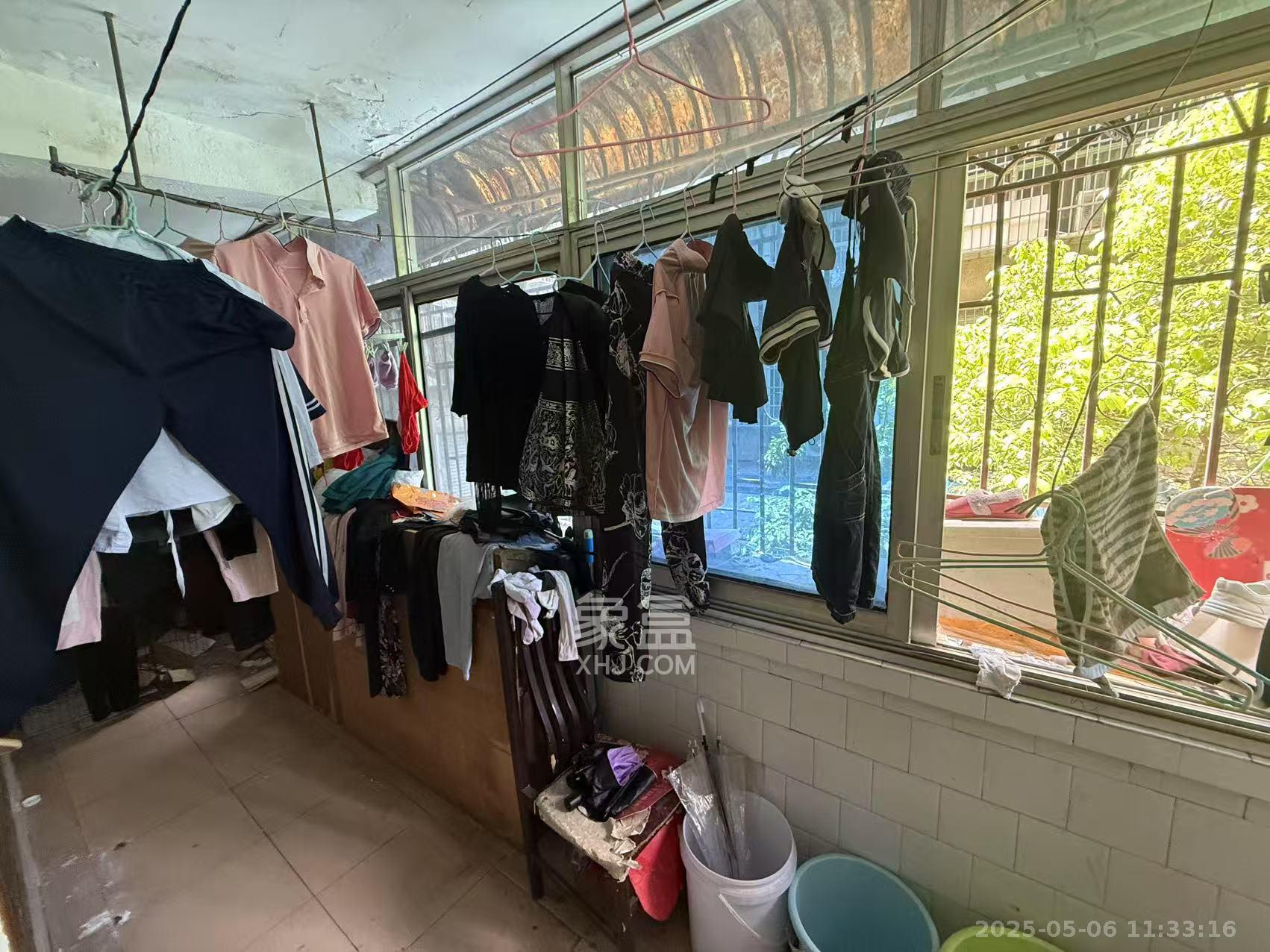 吉景小区  3室1厅1卫    2800.0元/月室内图