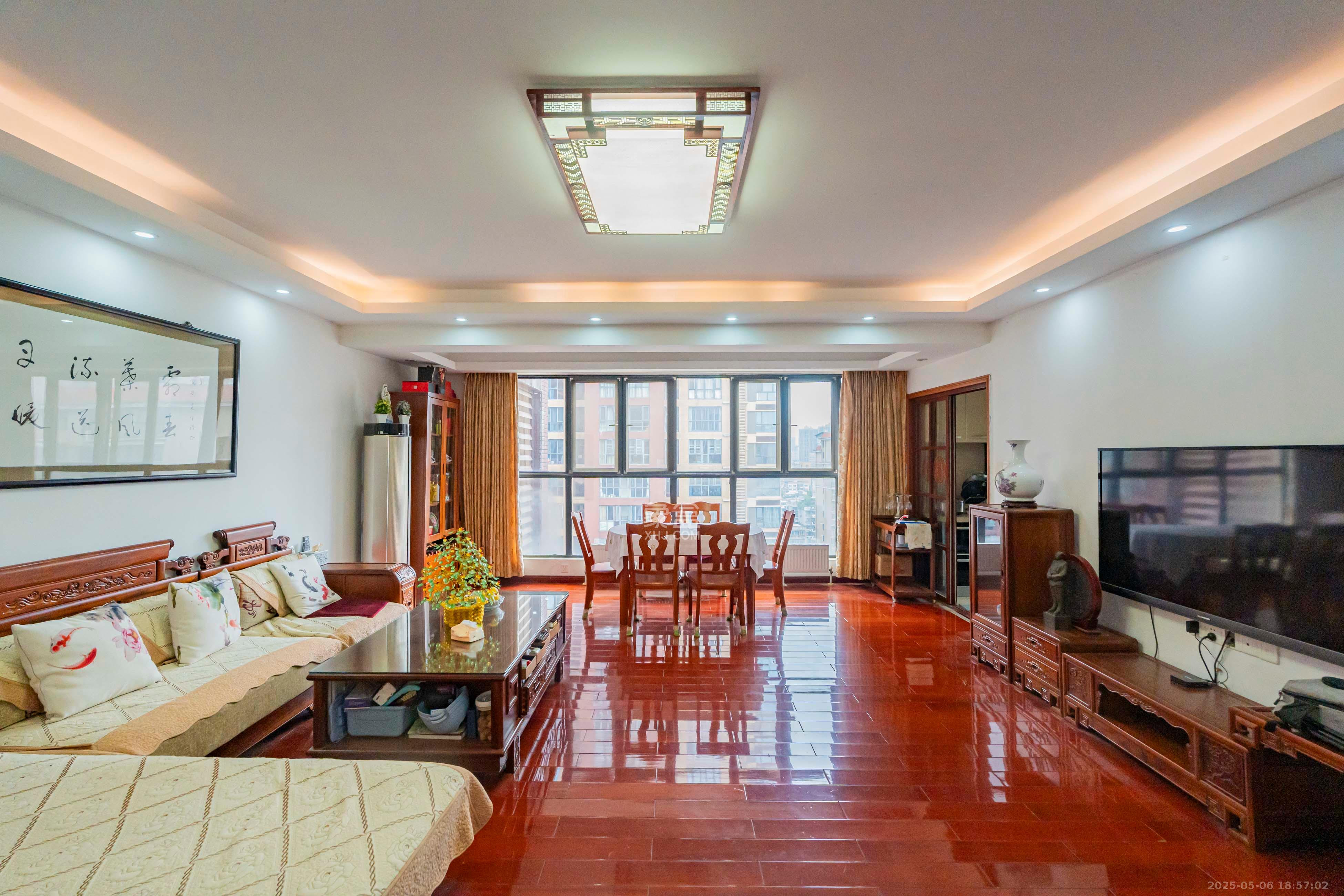 公园9号  3室2厅2卫    207.0万 公园9号  3室2厅2卫    207.0万