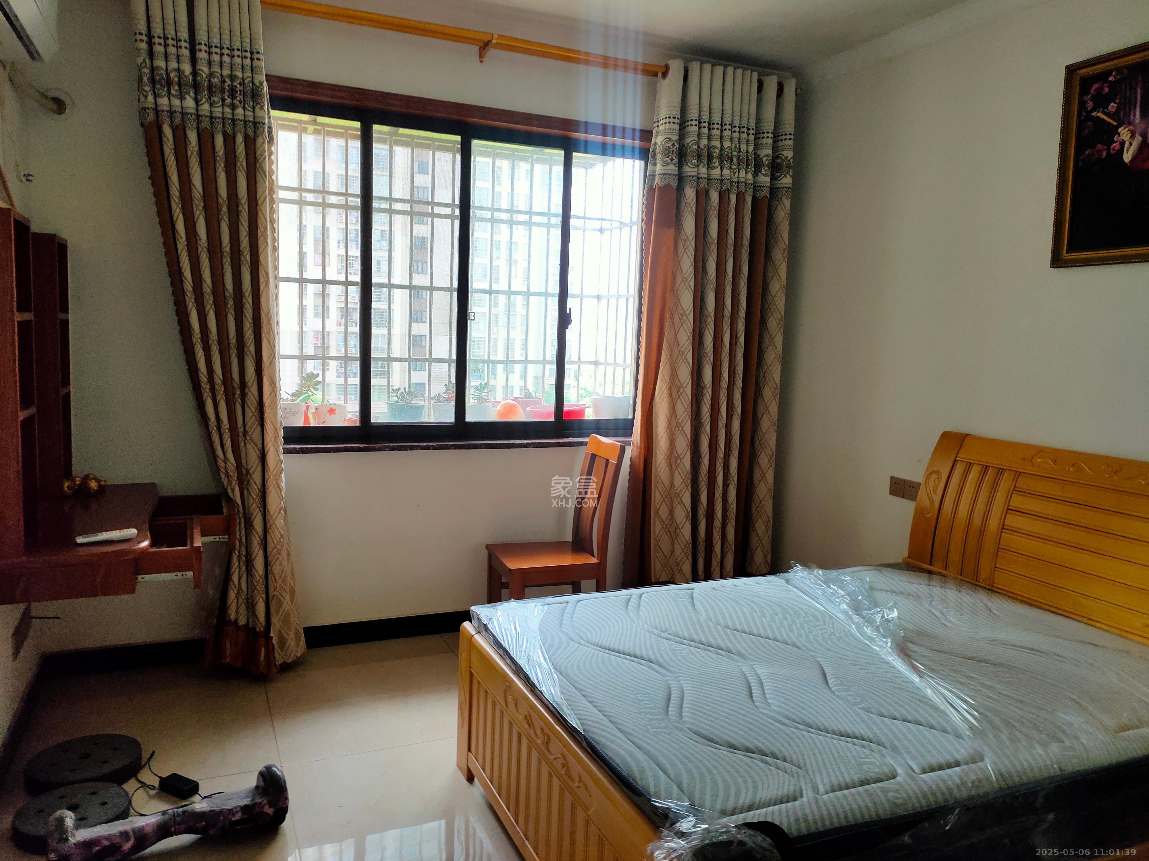 嘉顺苑 4室2厅2卫 3000.0元/月 嘉顺苑 4室2厅2卫 3000.0元/月室内图