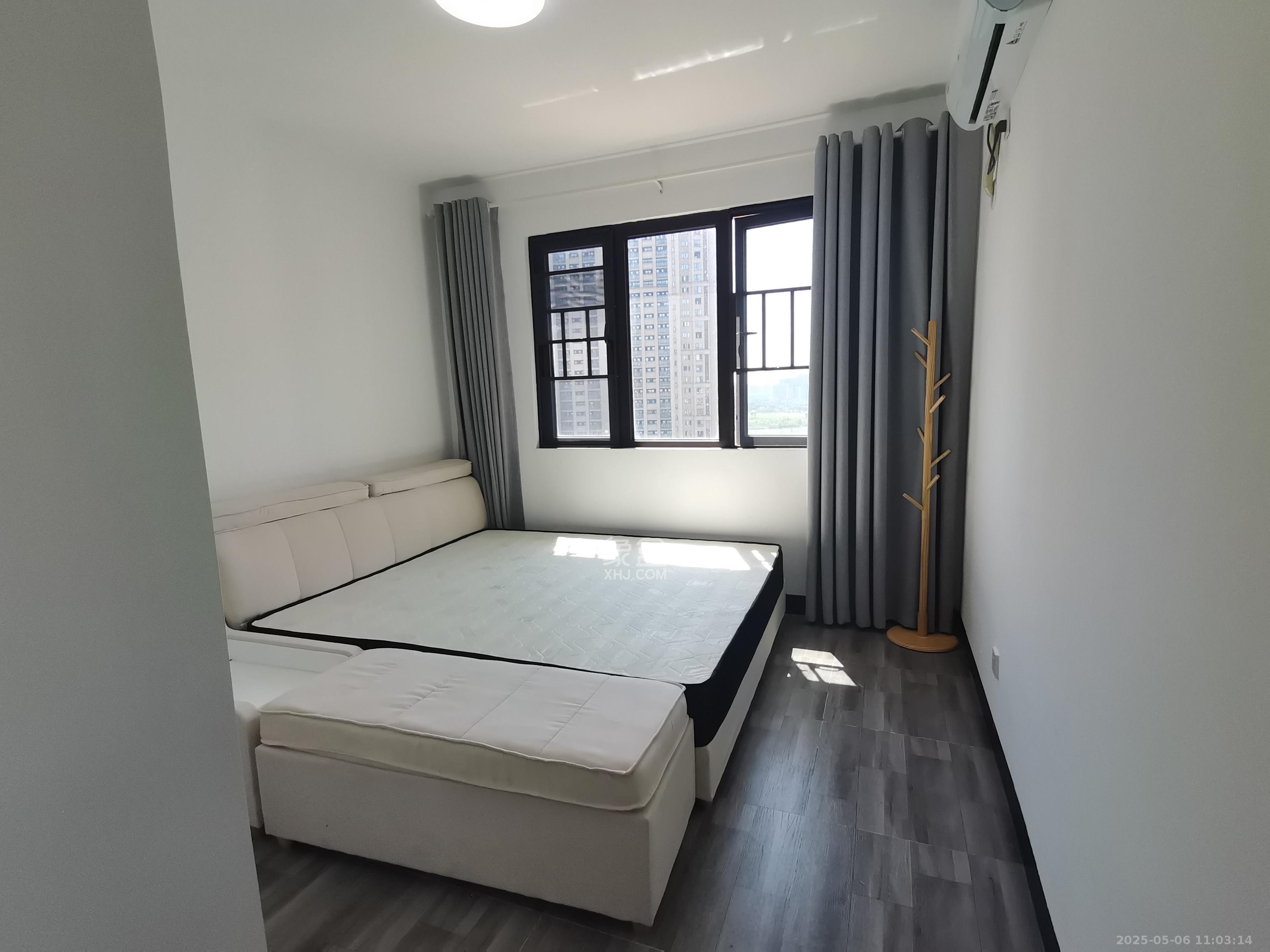 融创融公馆(融创臻苑) 3室2厅2卫 2600.0元/月 融创融公馆(融创臻苑) 3室2厅2卫 2600.0元/月室内图