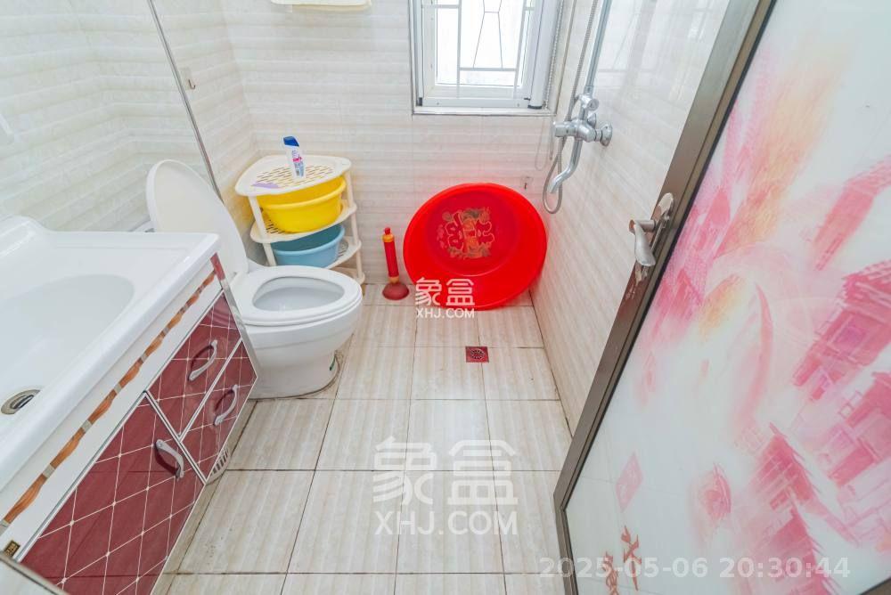 美利新世界  3室2厅2卫   2600.00元/月室内图