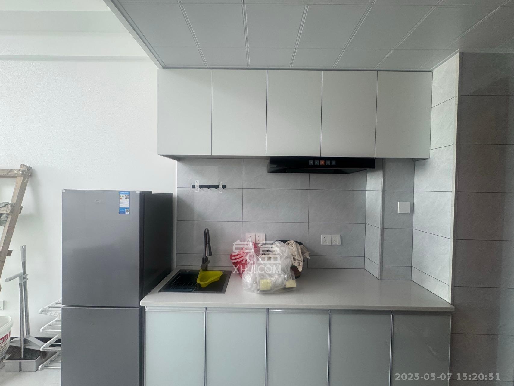 恒大誉府(融誉商业中心) 1室1厅1卫 1600.0元/月 恒大誉府(融誉商业中心) 1室1厅1卫 1600.0元/月室内图