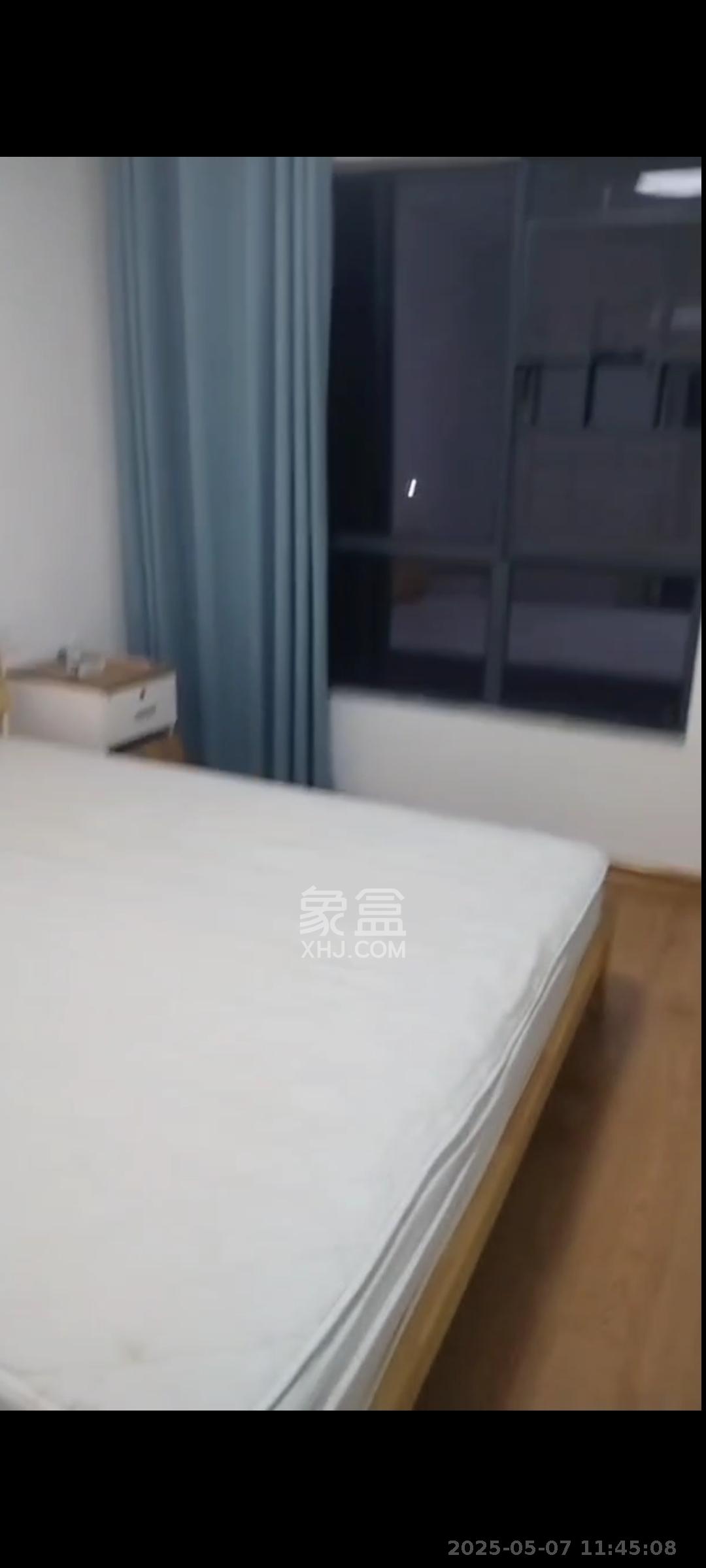 卢浮原著 3室2厅2卫 2200.0元/月 卢浮原著 3室2厅2卫 2200.0元/月室内图