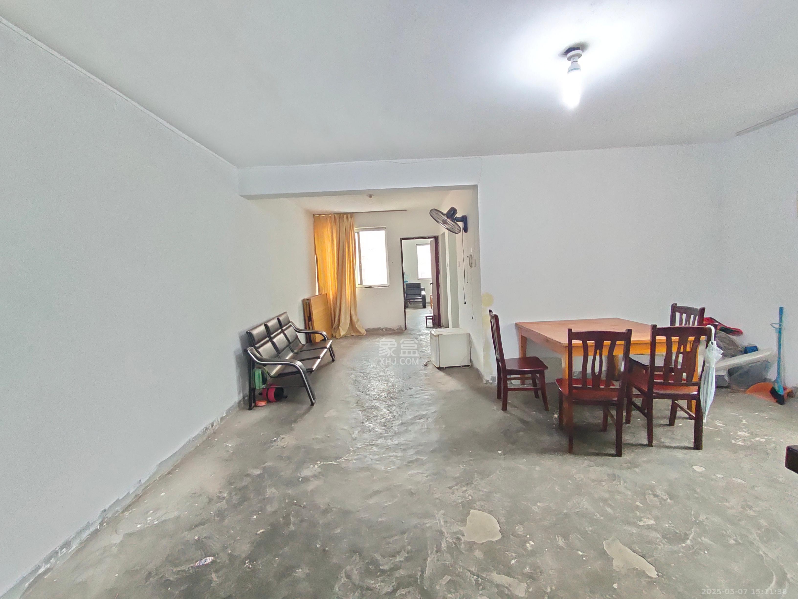 机械化宿舍 2室2厅1卫 800.0元/月 机械化宿舍 2室2厅1卫 800.0元/月室内图