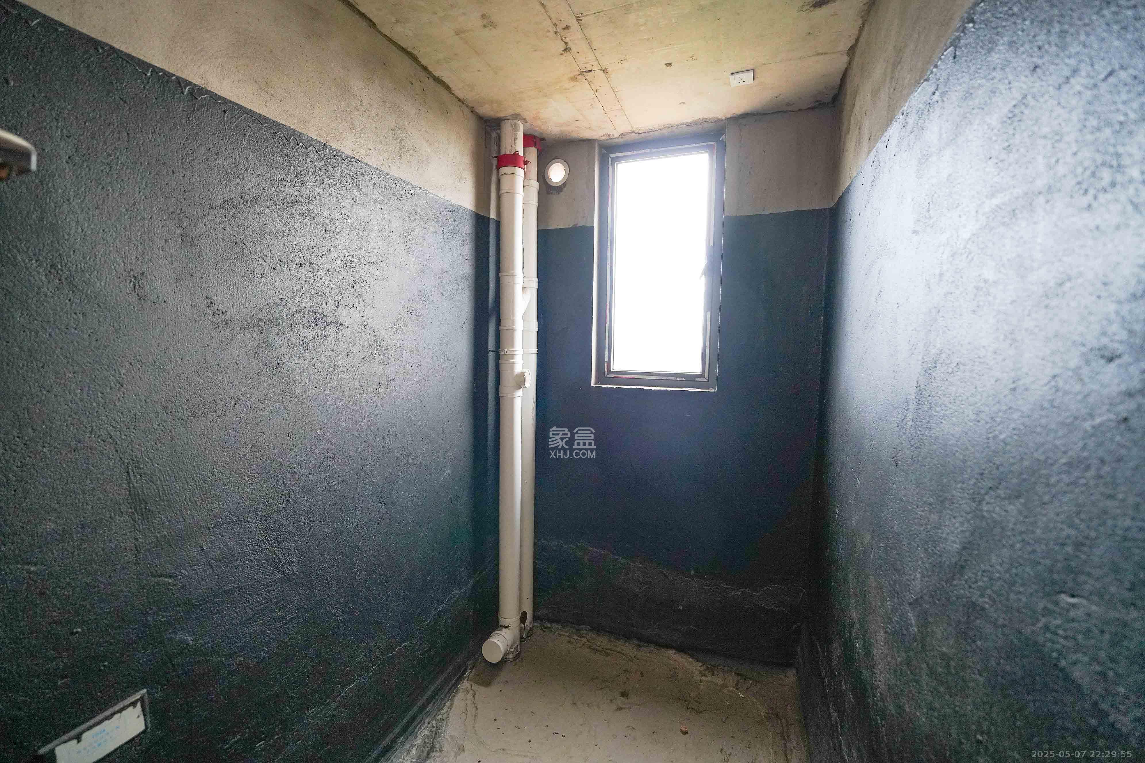 五矿万境蓝山 3室2厅2卫 118.0万 五矿万境蓝山 3室2厅2卫 118.0万卫生间