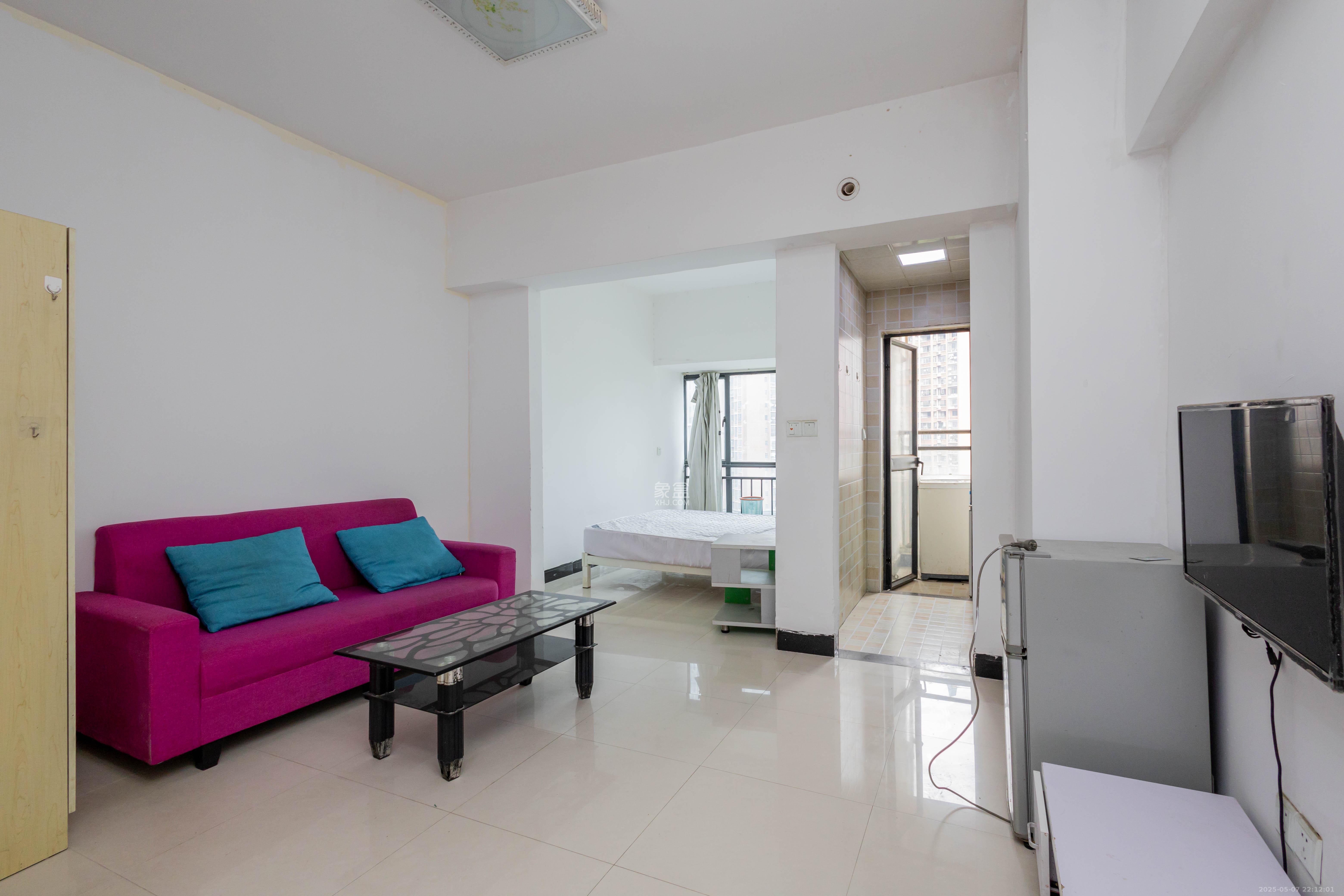 方略90公馆 1室1厅1卫 19.8万 方略90公馆 1室1厅1卫 19.8万客厅