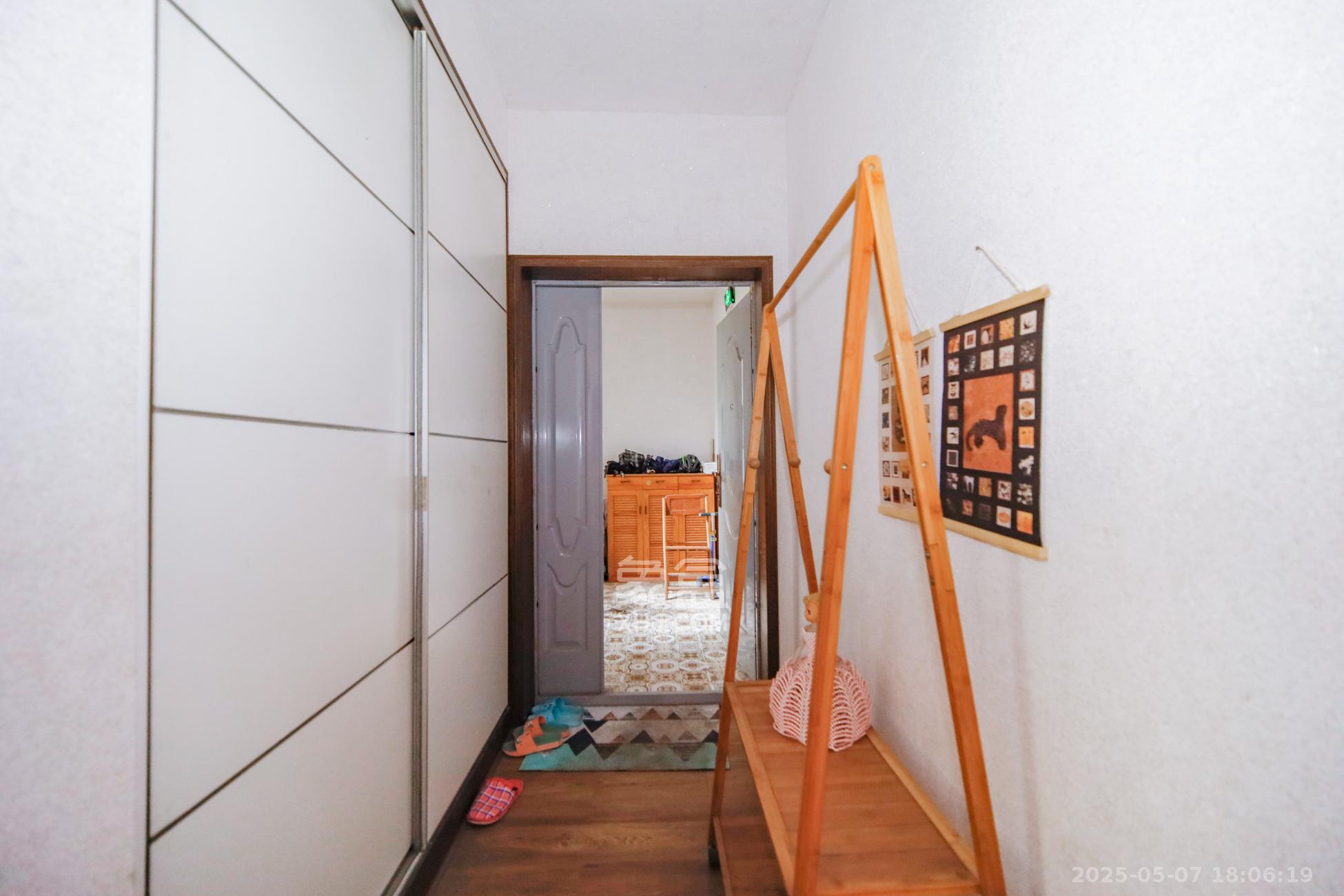 中建桂苑  4室2厅2卫   108.00万其他