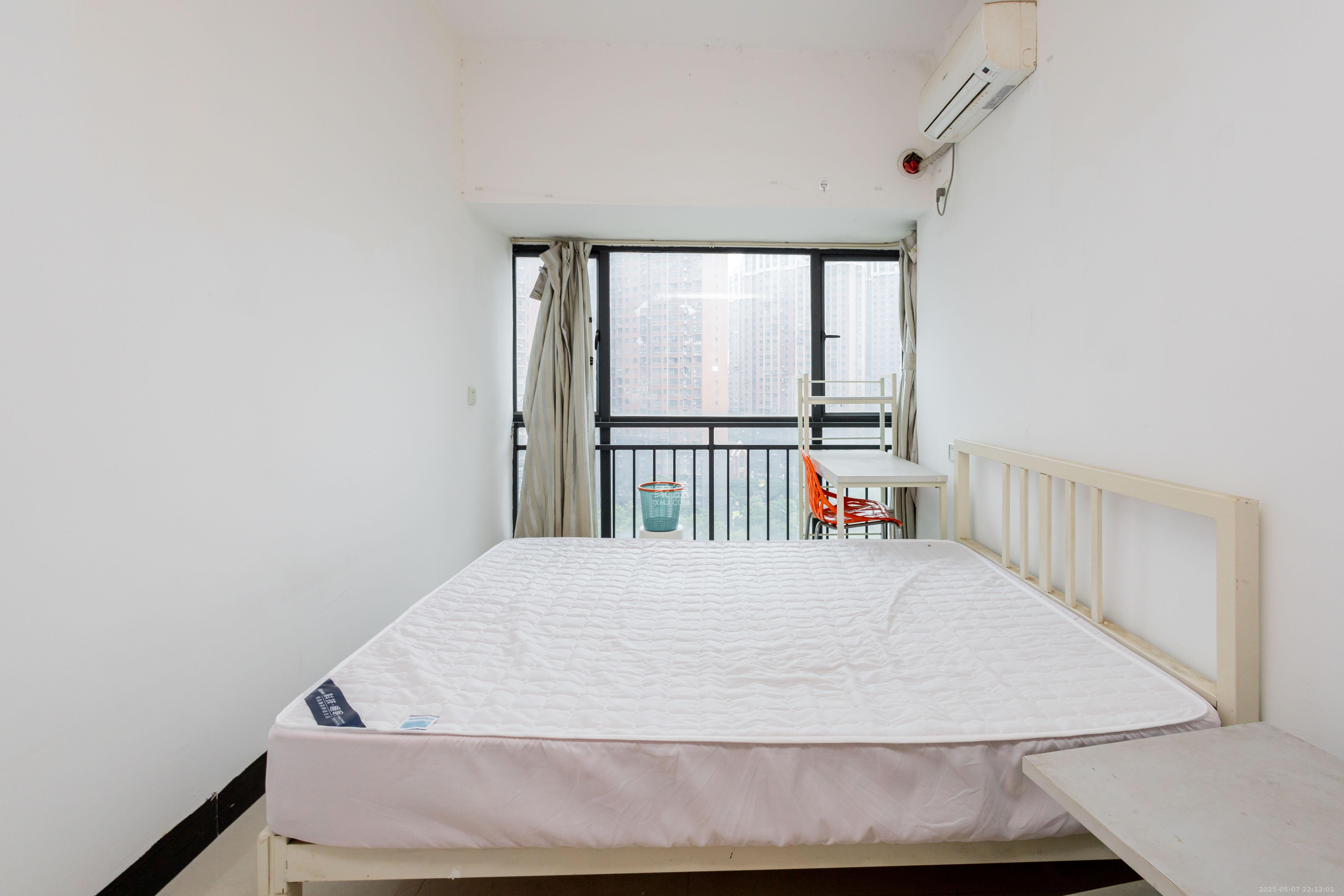 方略90公馆 1室1厅1卫 19.8万 方略90公馆 1室1厅1卫 19.8万客厅