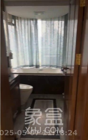 恒大御景半岛湘江苑（恒大御景半岛一期）  5室2厅3卫    7000.0元/月室内图