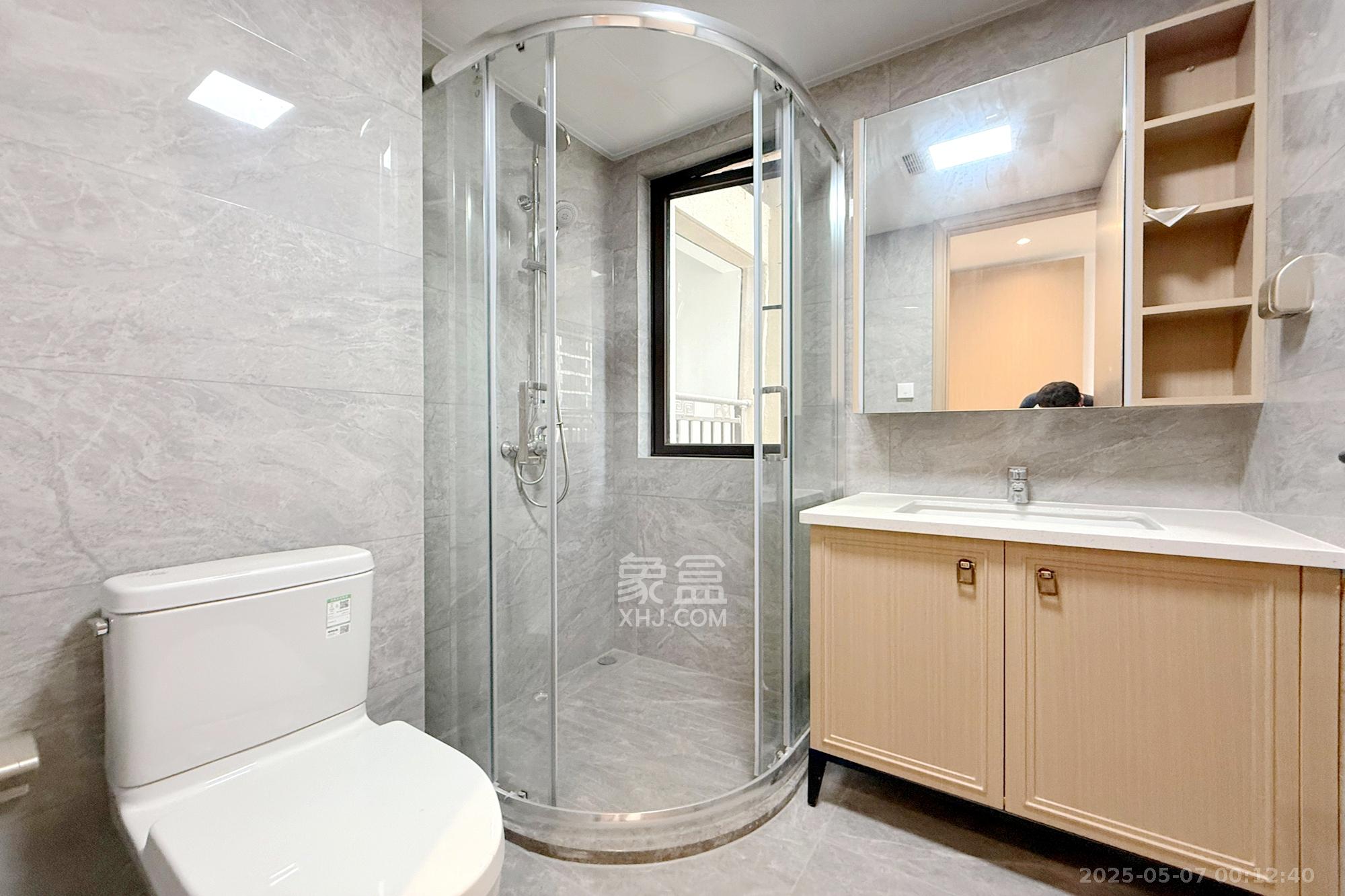 时代建发和著  3室2厅2卫    159.8万 时代建发和著  3室2厅2卫    159.8万卫生间