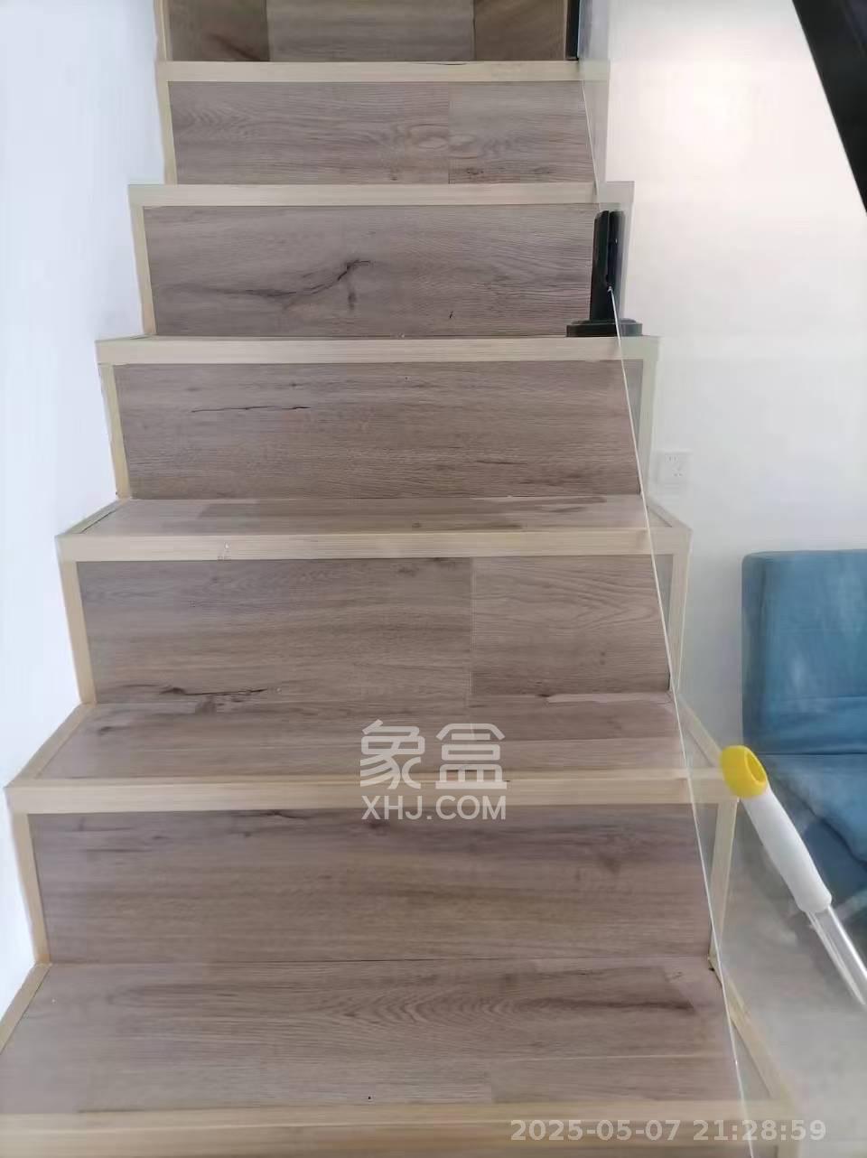 卓越中寰  2室1厅1卫   2300.00元/月室内图