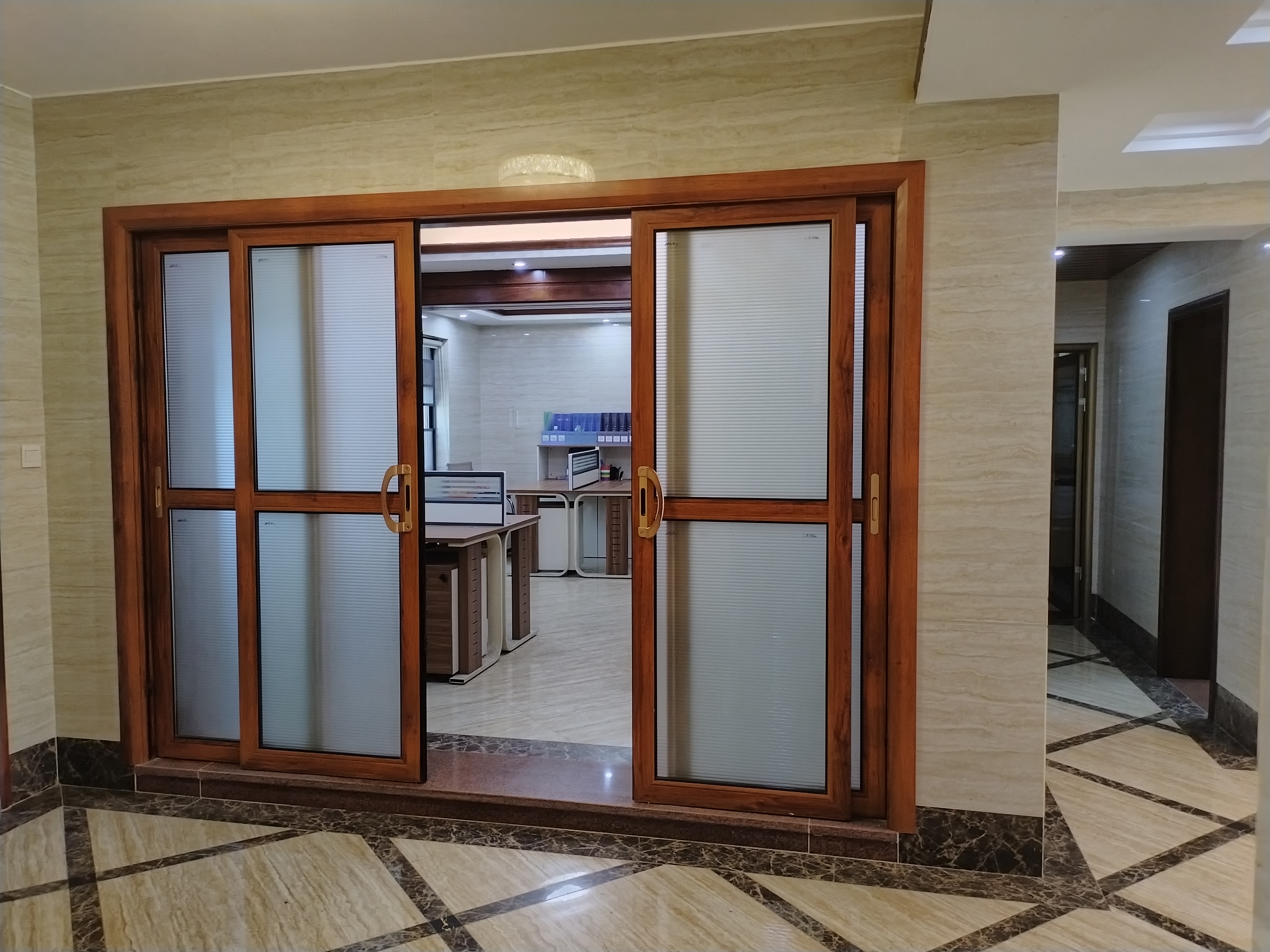 国兴城(B区) 2室2厅1卫 6500.0元/月 国兴城(B区) 2室2厅1卫 6500.0元/月室内图