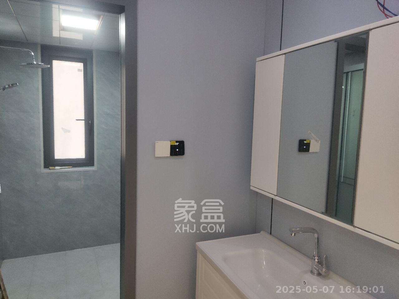 长房明宸府  1室0厅0卫   2800.00元/月