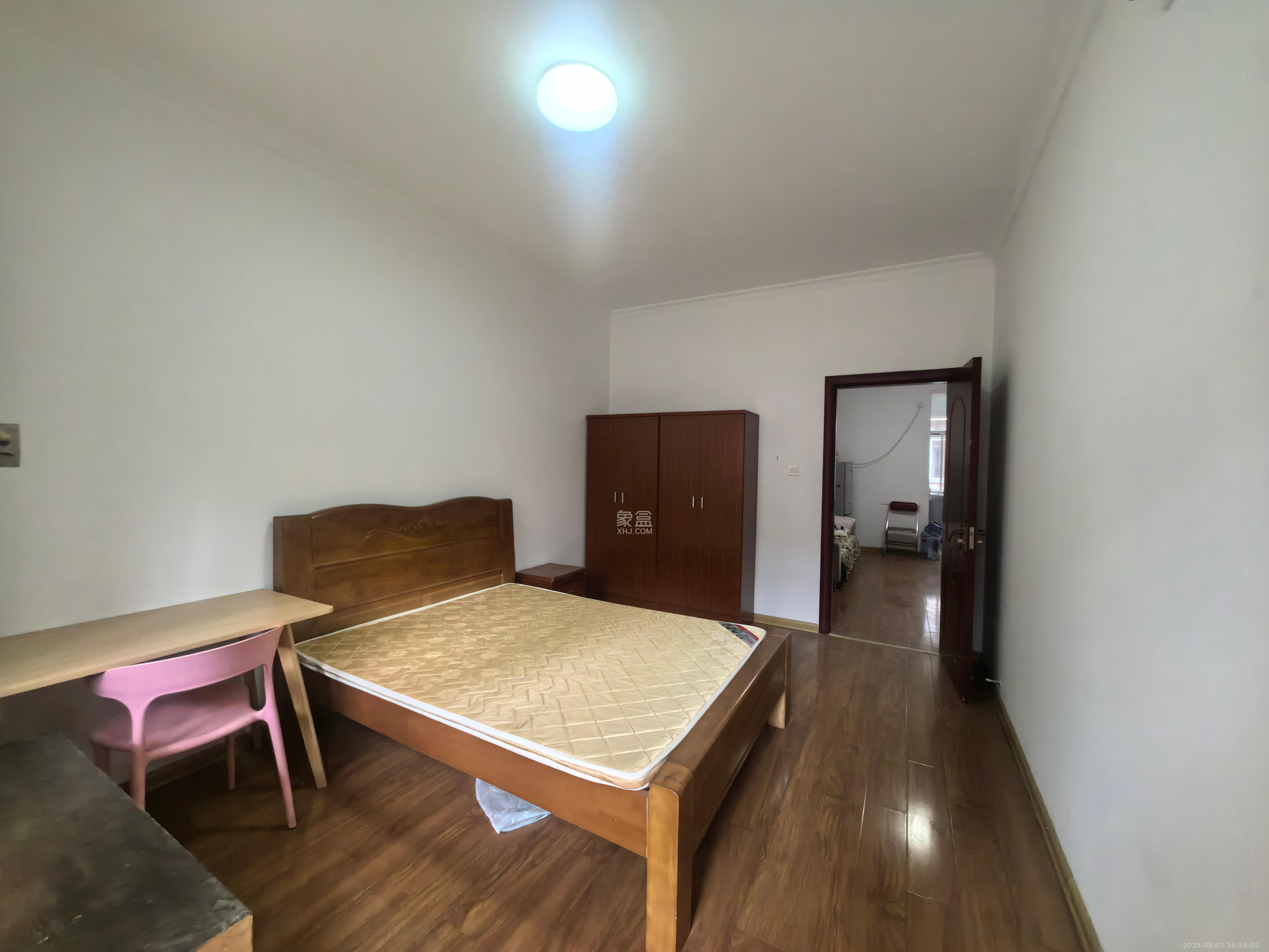 省建苑小区  2室1厅1卫   1700.00元/月室内图