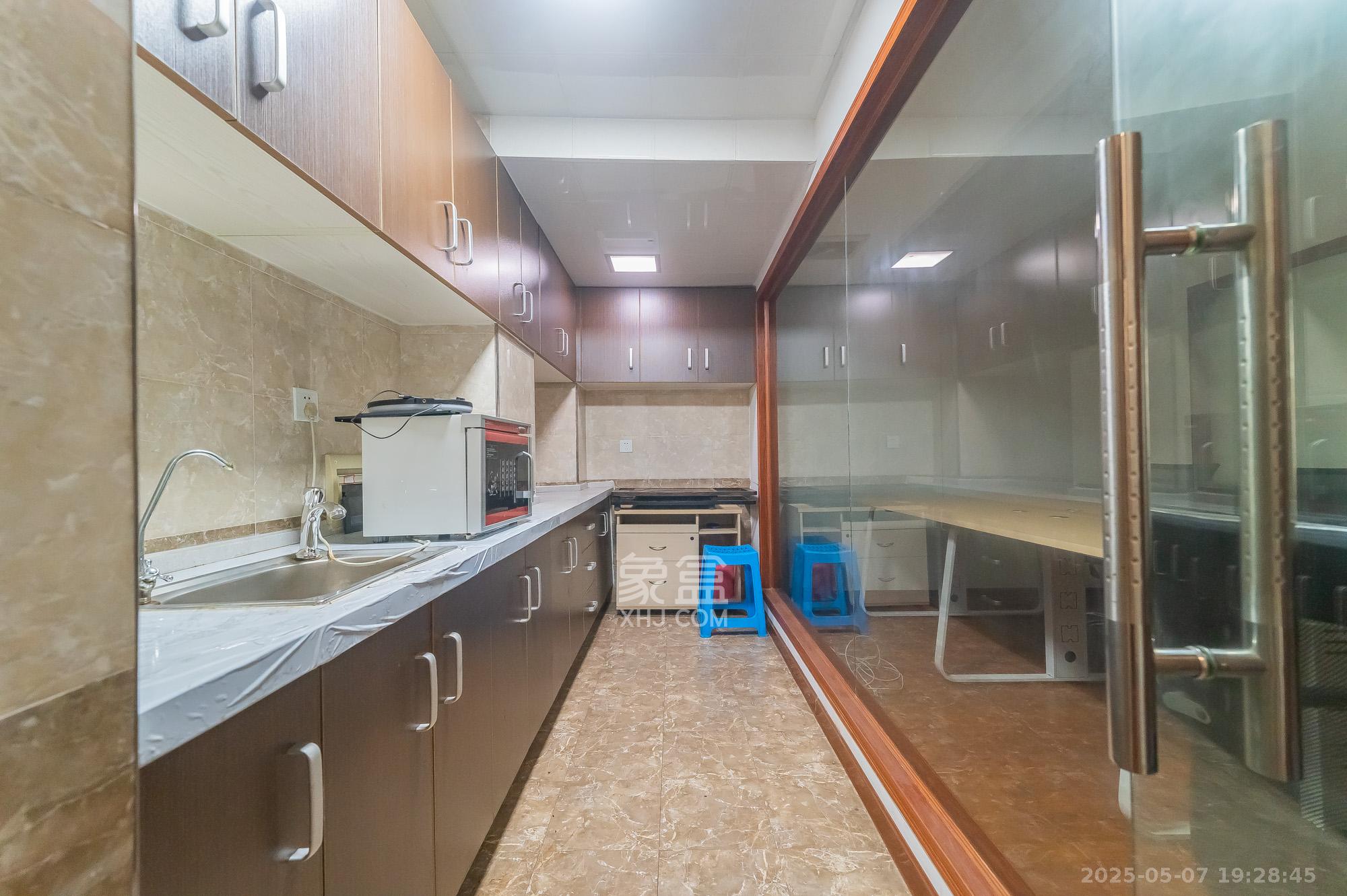 爱都（IDO）  2室1厅11卫    25.48万厨房