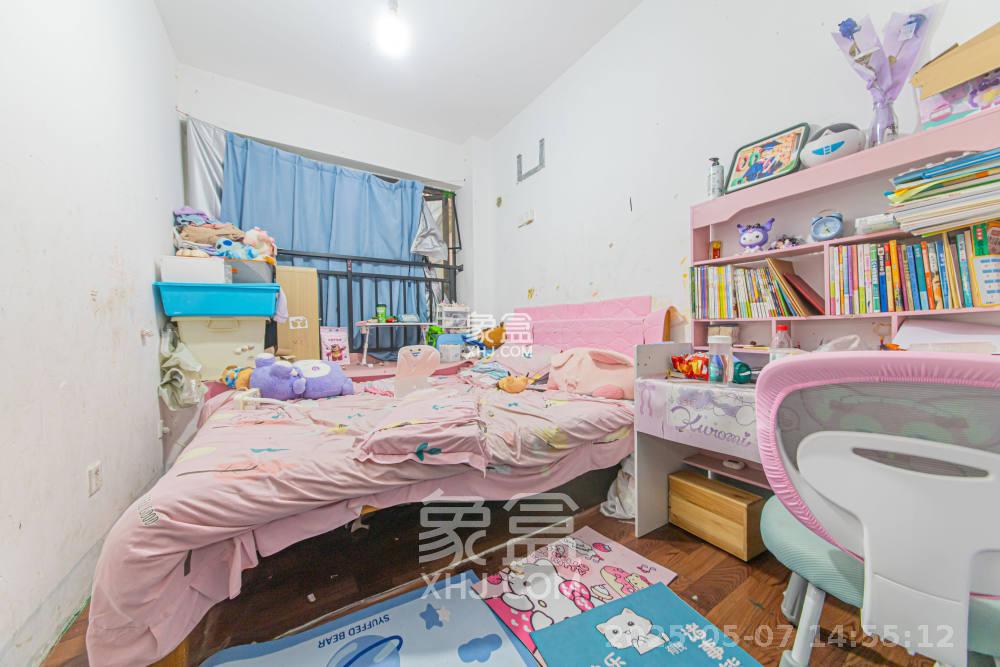 长城水郡  4室2厅2卫   1700.00元/月室内图