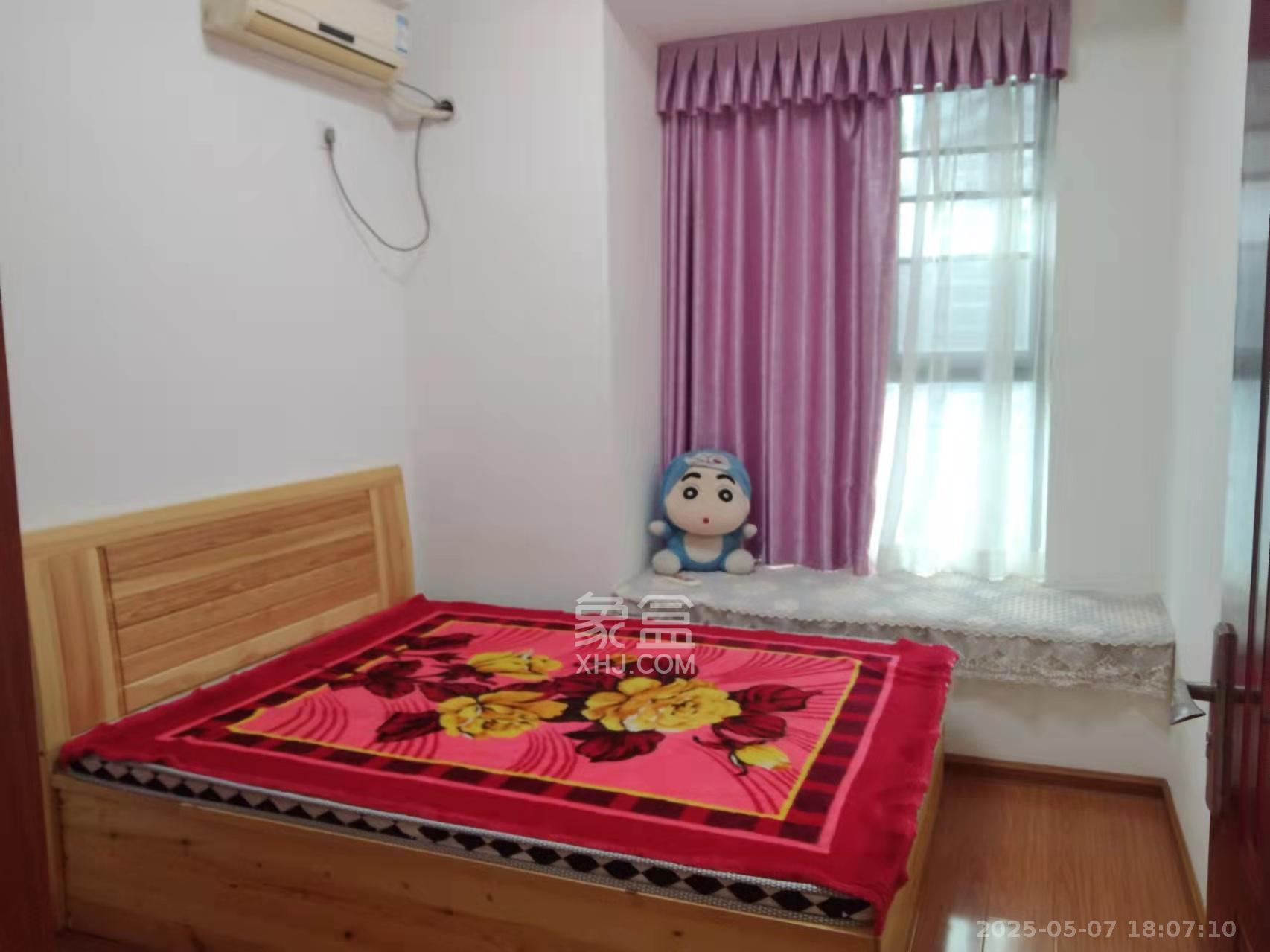 恒生碧水龙庭  3室2厅1卫   1900.00元/月室内图