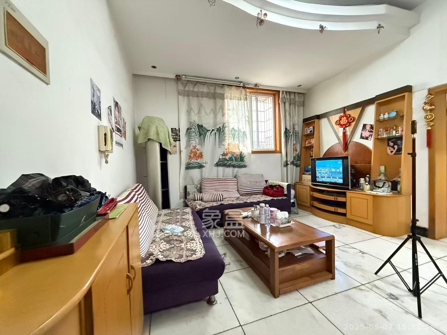 长鑫美树园 2室1厅1卫 1700.0元/月 长鑫美树园 2室1厅1卫 1700.0元/月室内图