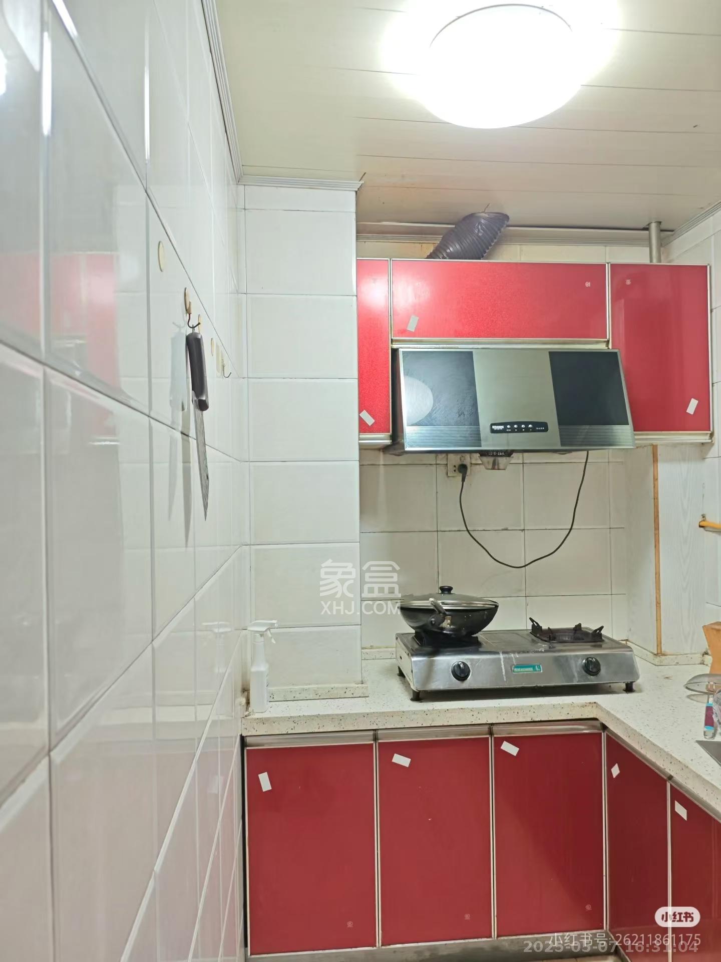 盛德碧瑞庭  3室2厅1卫    2000.0元/月室内图