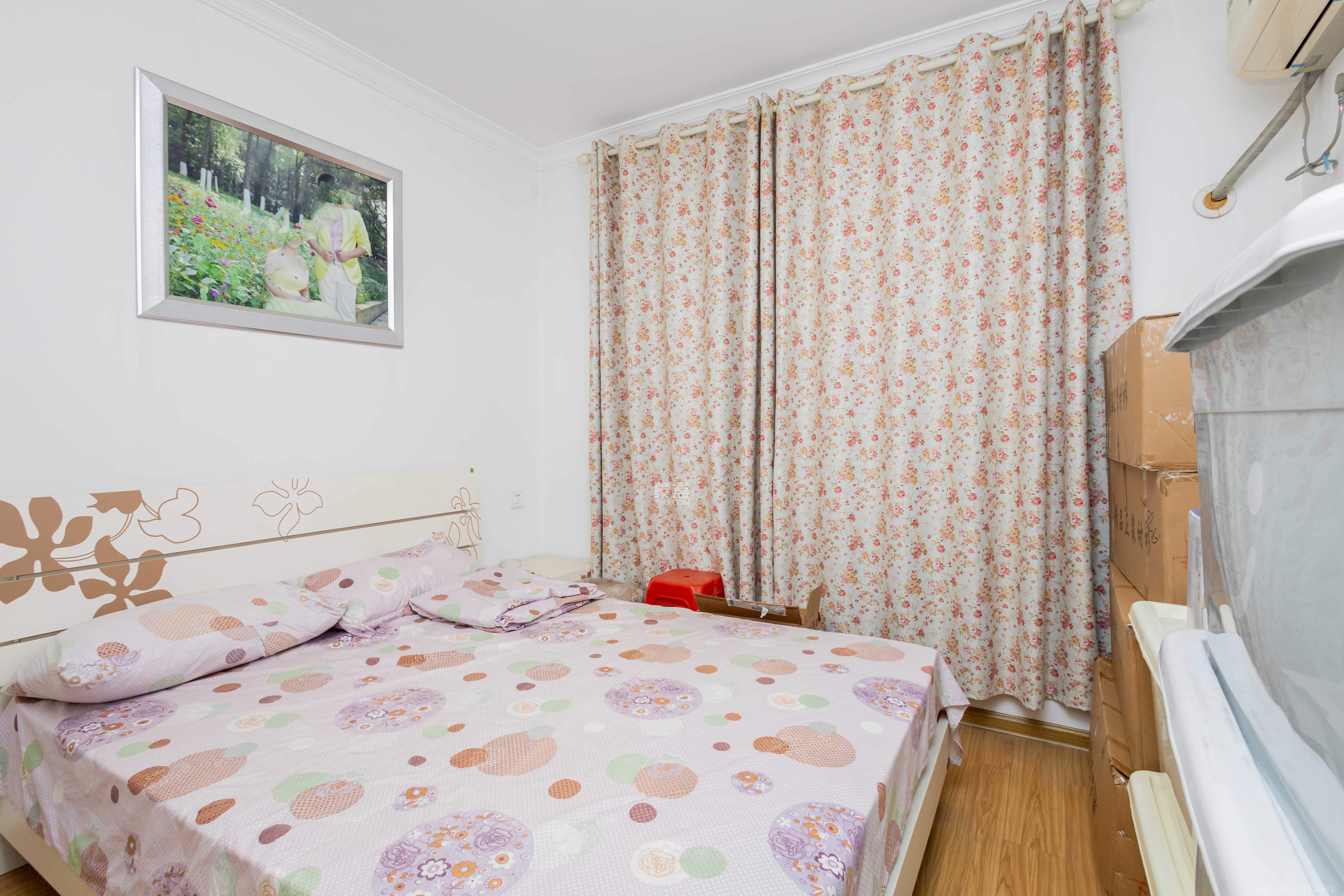 东岸锦城(东方人家)  2室1厅1卫    42.8万 东岸锦城(东方人家)  2室1厅1卫    42.8万卧室