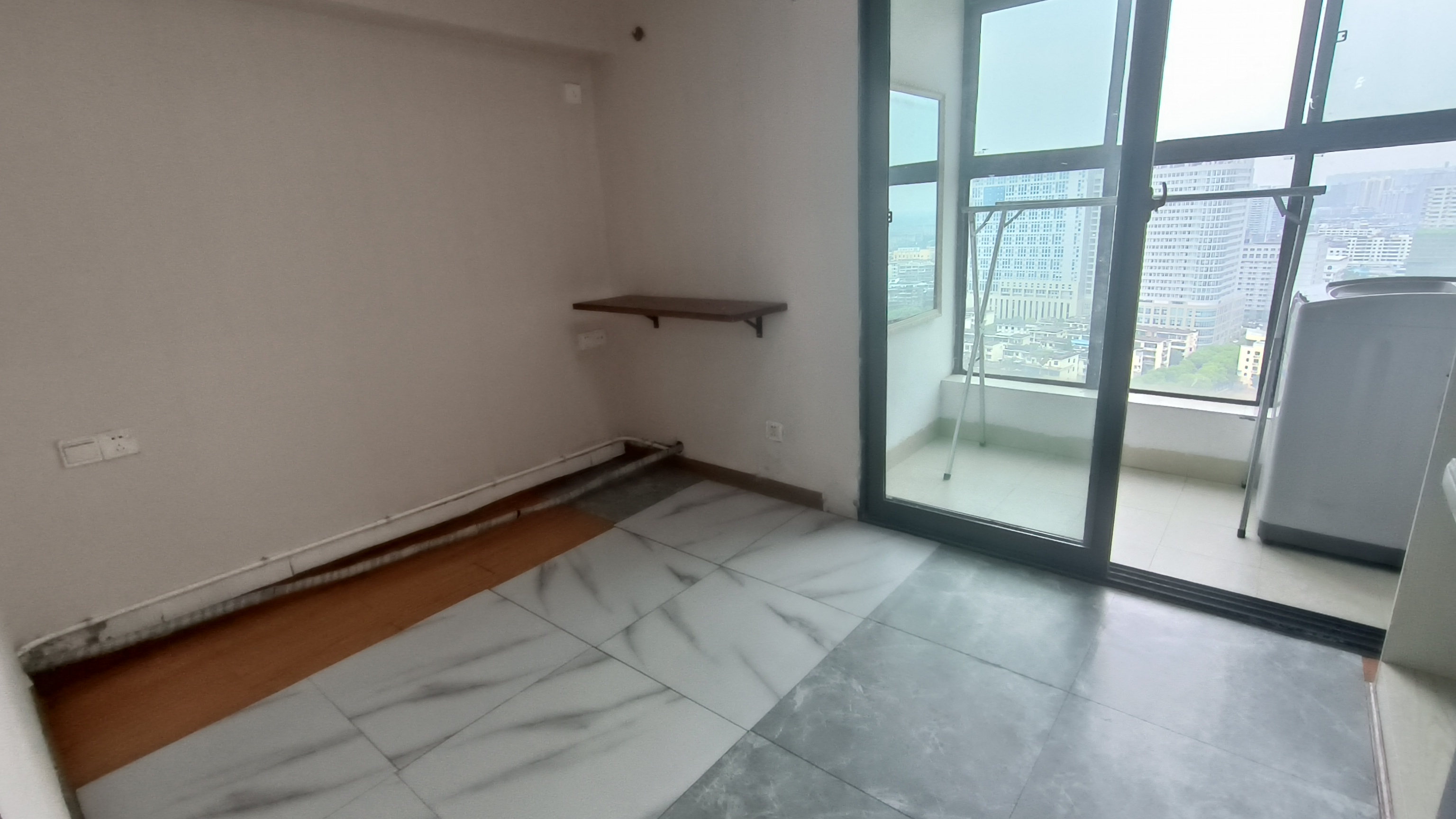 中建国际大厦  2室1厅1卫   1800.00元/月室内图