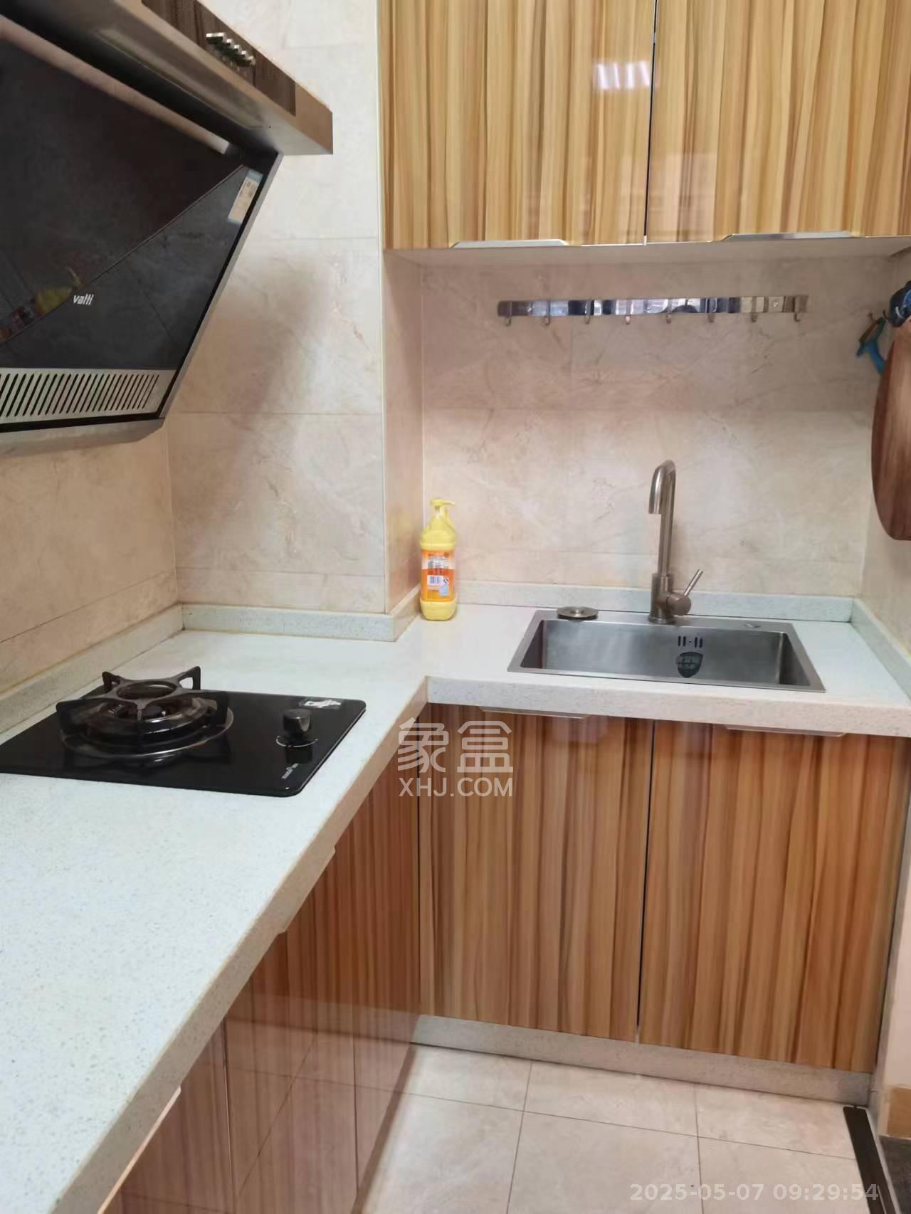 荣悦台  1室1厅1卫   2000.00元/月室内图