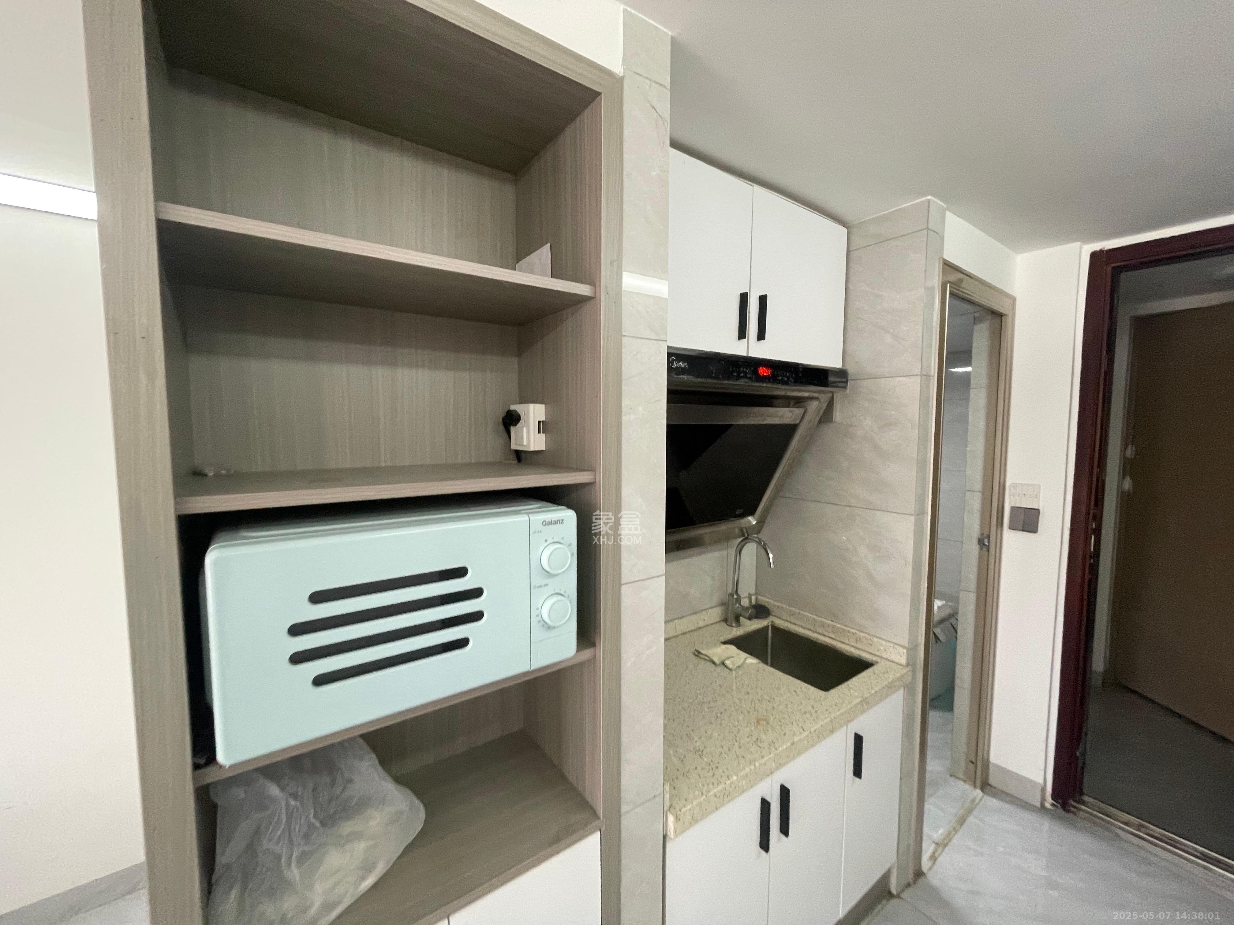 金地中交麓谷香颂(金地中交雅苑) 1室1厅1卫 1300.0元/月 金地中交麓谷香颂(金地中交雅苑) 1室1厅1卫 1300.0元/月室内图