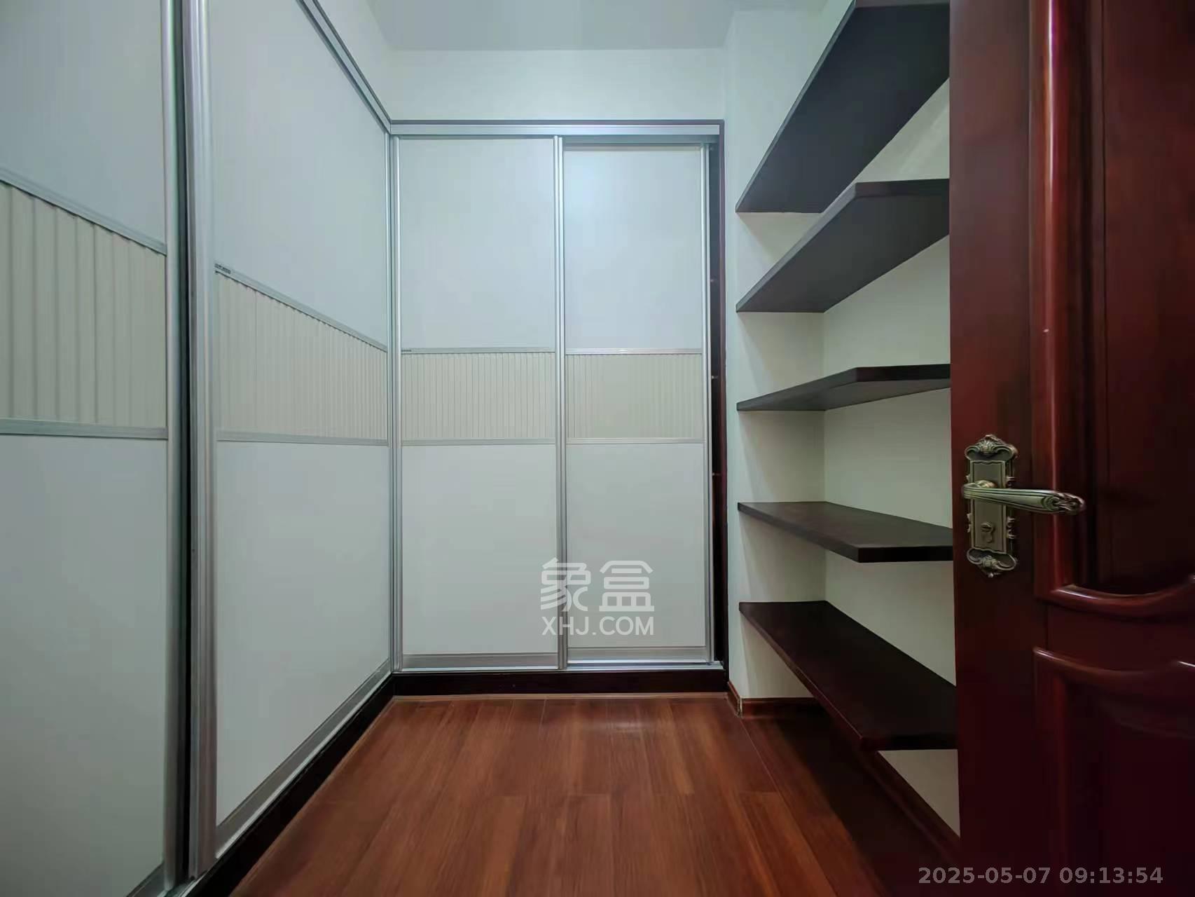 菁华源  3室3厅1卫   2600.00元/月室内图