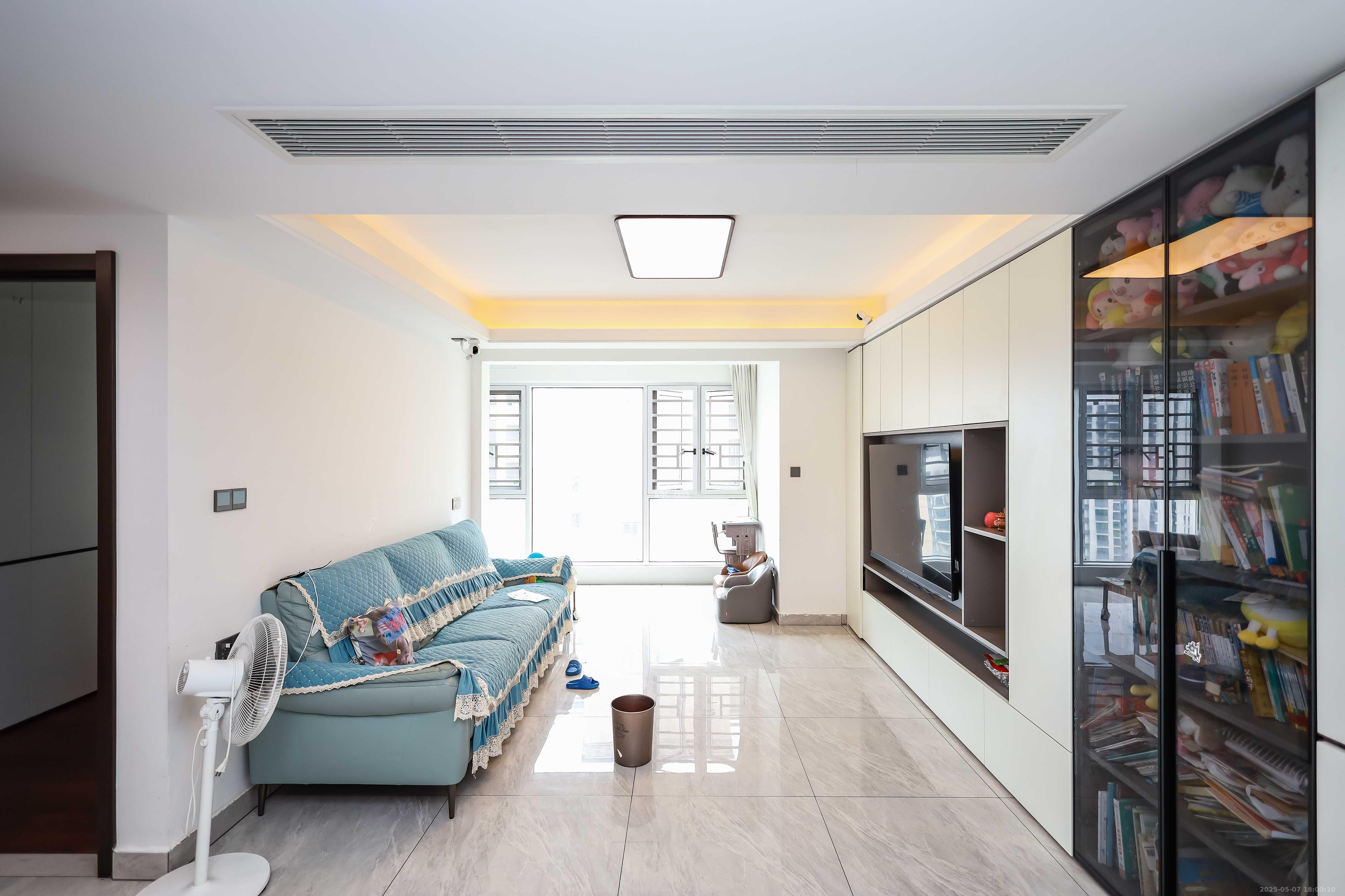 长沙美的麓府 4室2厅2卫 139.8万 长沙美的麓府 4室2厅2卫 139.8万客厅