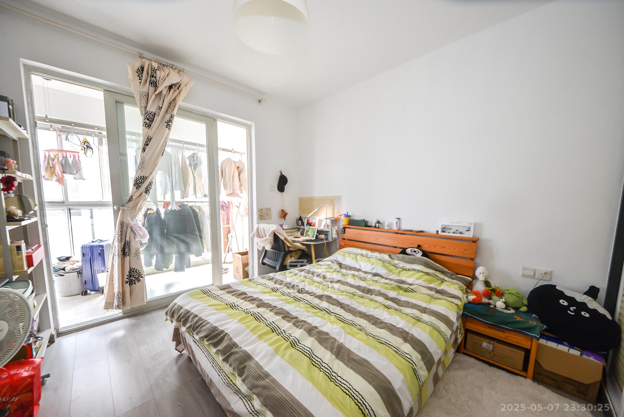 丽星景园  2室2厅1卫    53.0万 丽星景园  2室2厅1卫    53.0万卧室