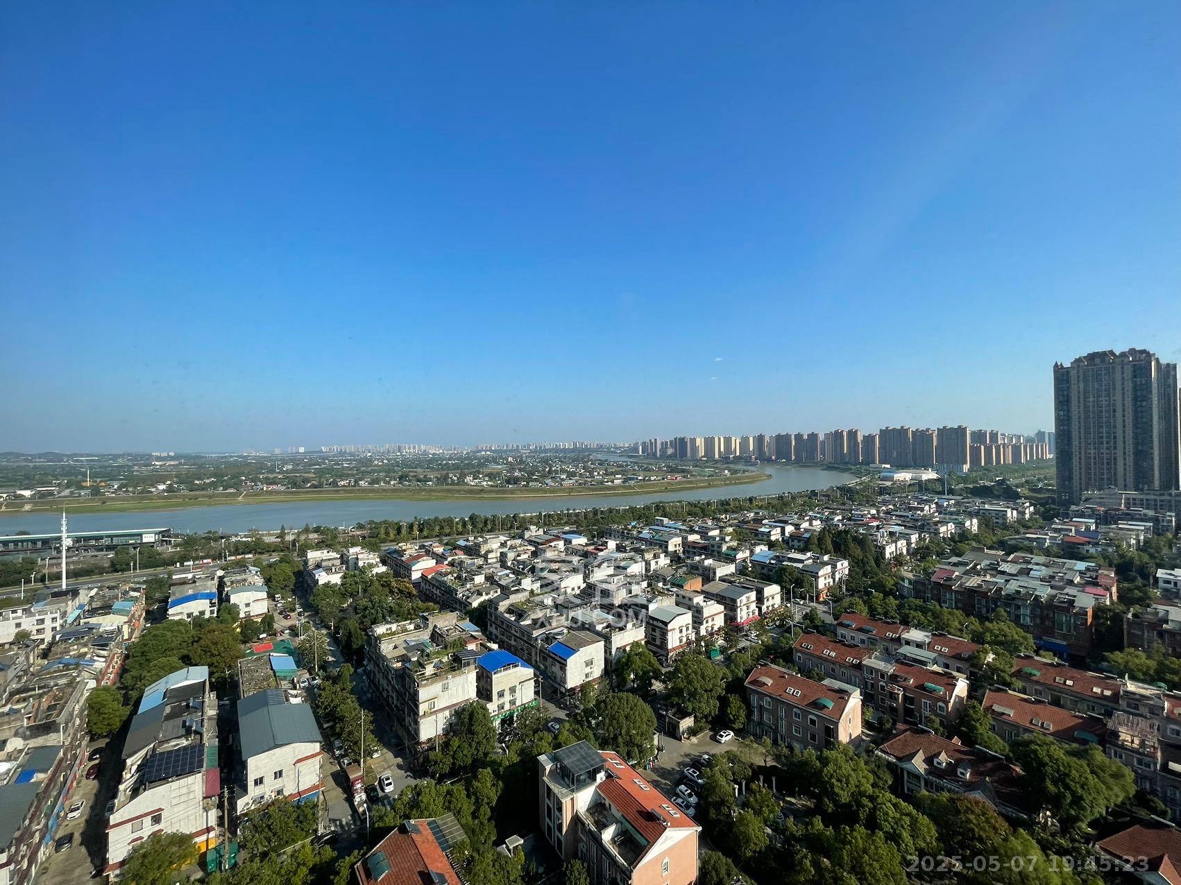 恒大清澜苑（恒大御景半岛四期）  1室1厅1卫   1500.00元/月室内图