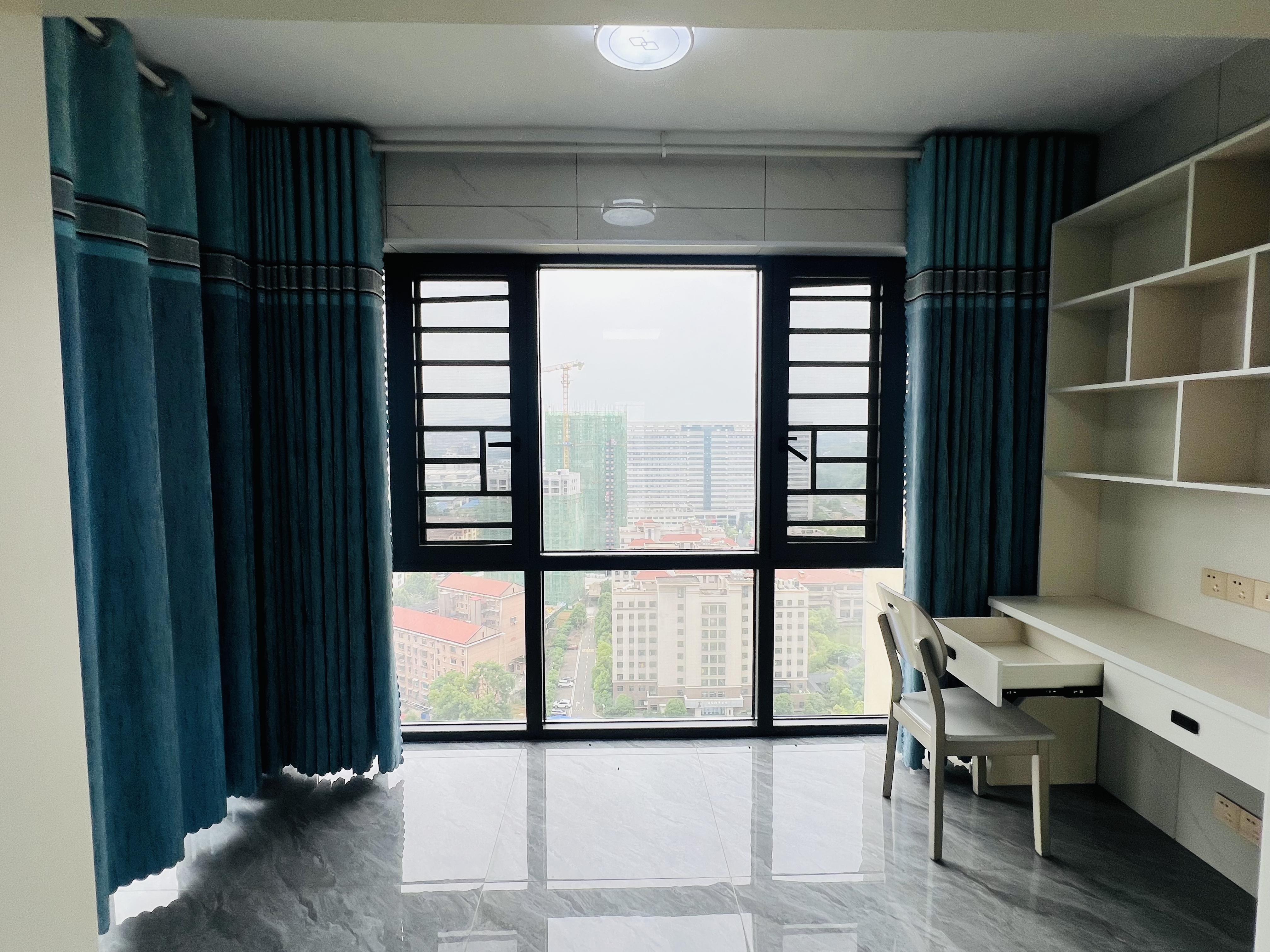 康雅苑 3室2厅2卫 2000.0元/月 康雅苑 3室2厅2卫 2000.0元/月室内图