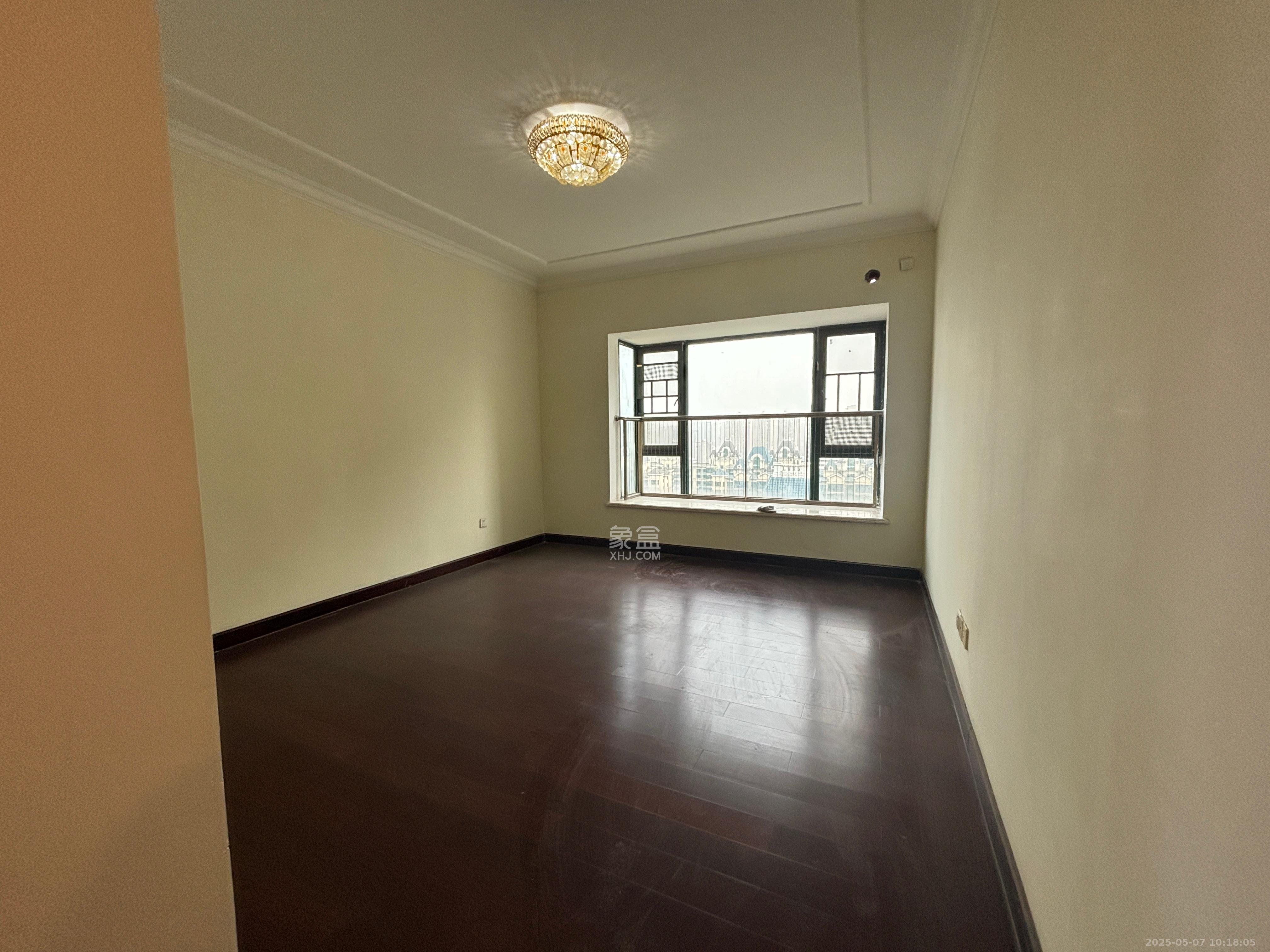 恒大名都  4室2厅2卫    2200.0元/月 恒大名都  4室2厅2卫    2200.0元/月室内图