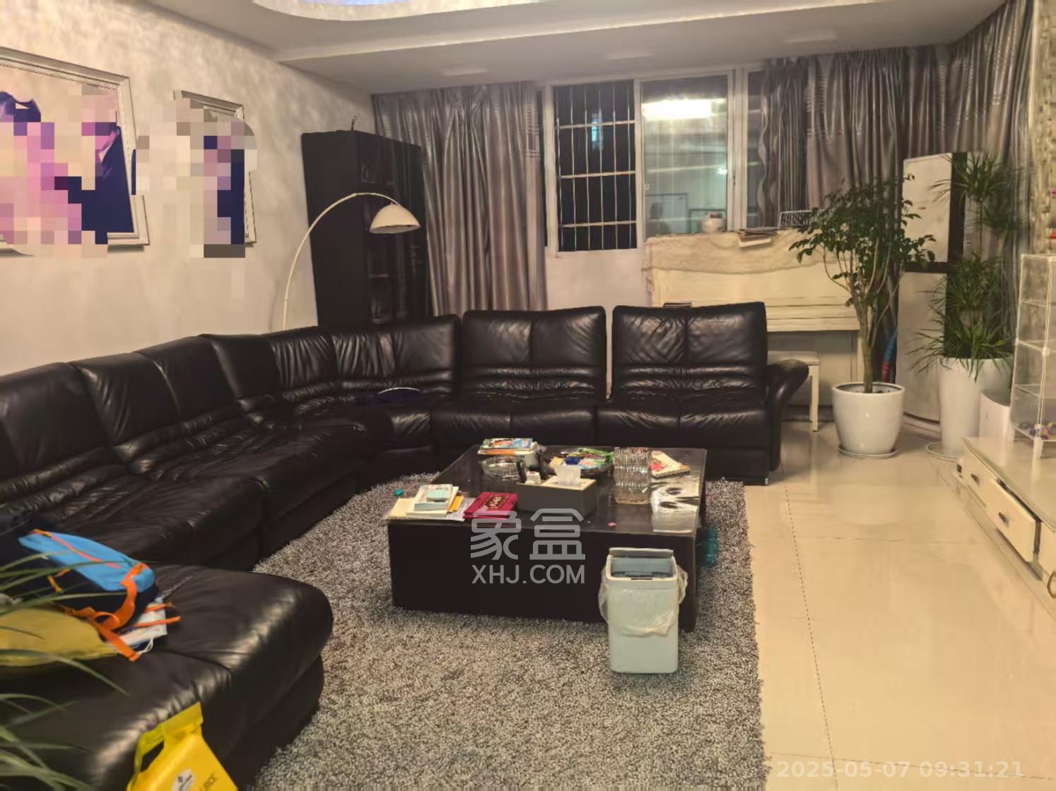 金桂名城 3室2厅2卫 55.8万 金桂名城 3室2厅2卫 55.8万客厅