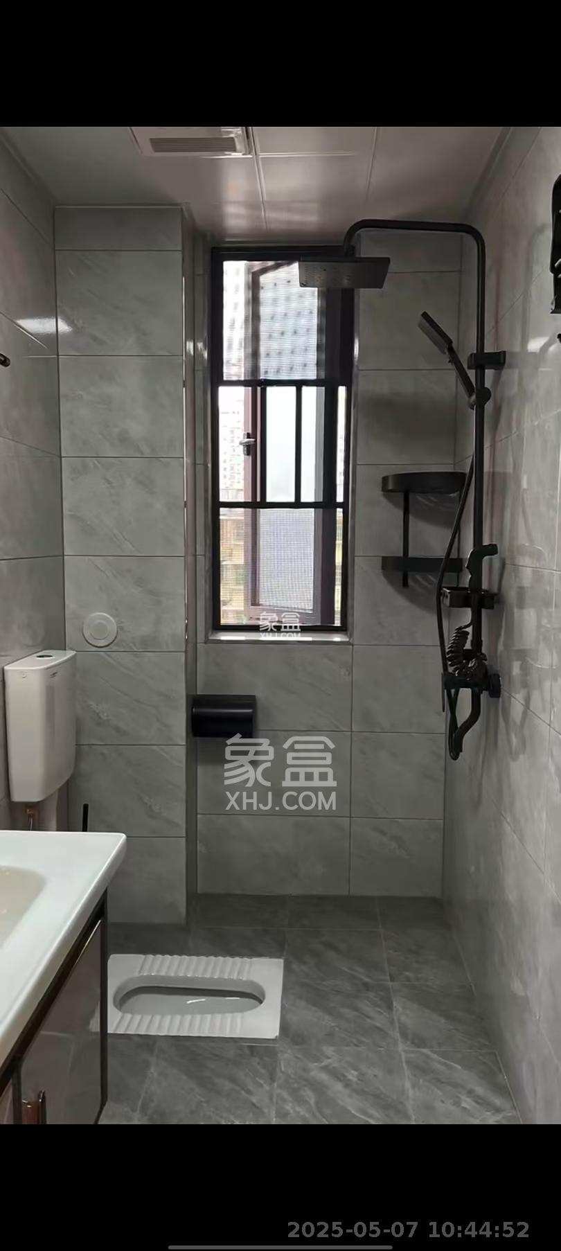 吉泰园安置小区 3室2厅1卫 2988.0元/月 吉泰园安置小区 3室2厅1卫 2988.0元/月室内图