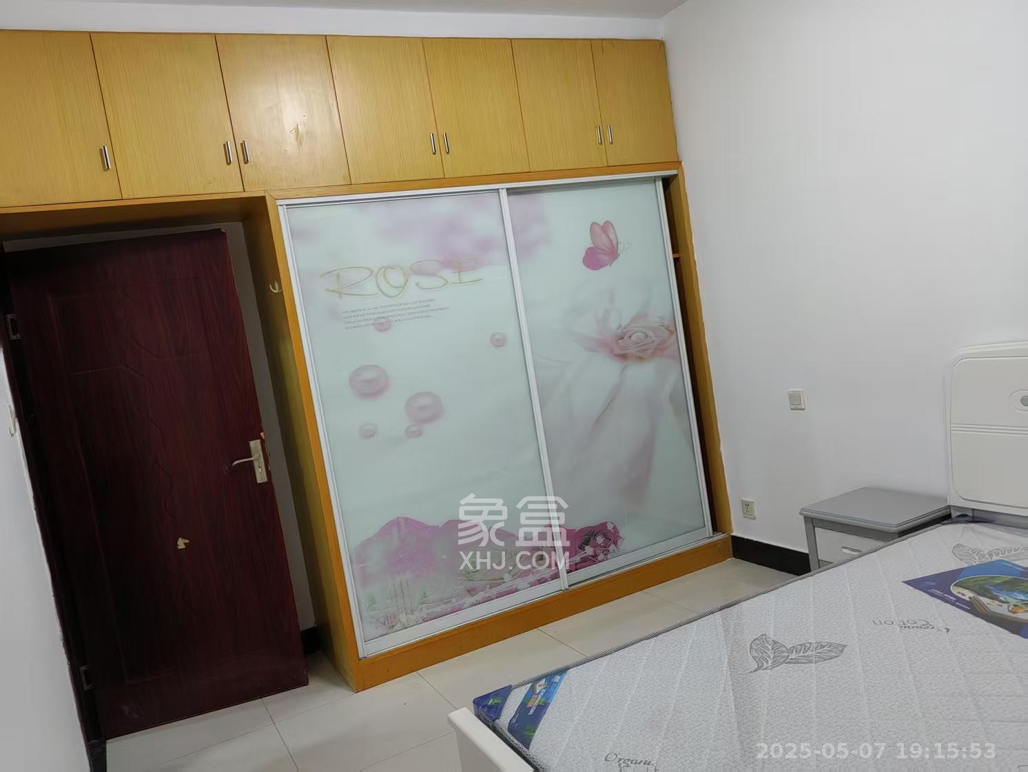 黄鹤小区3片  2室2厅1卫   1500.00元/月室内图