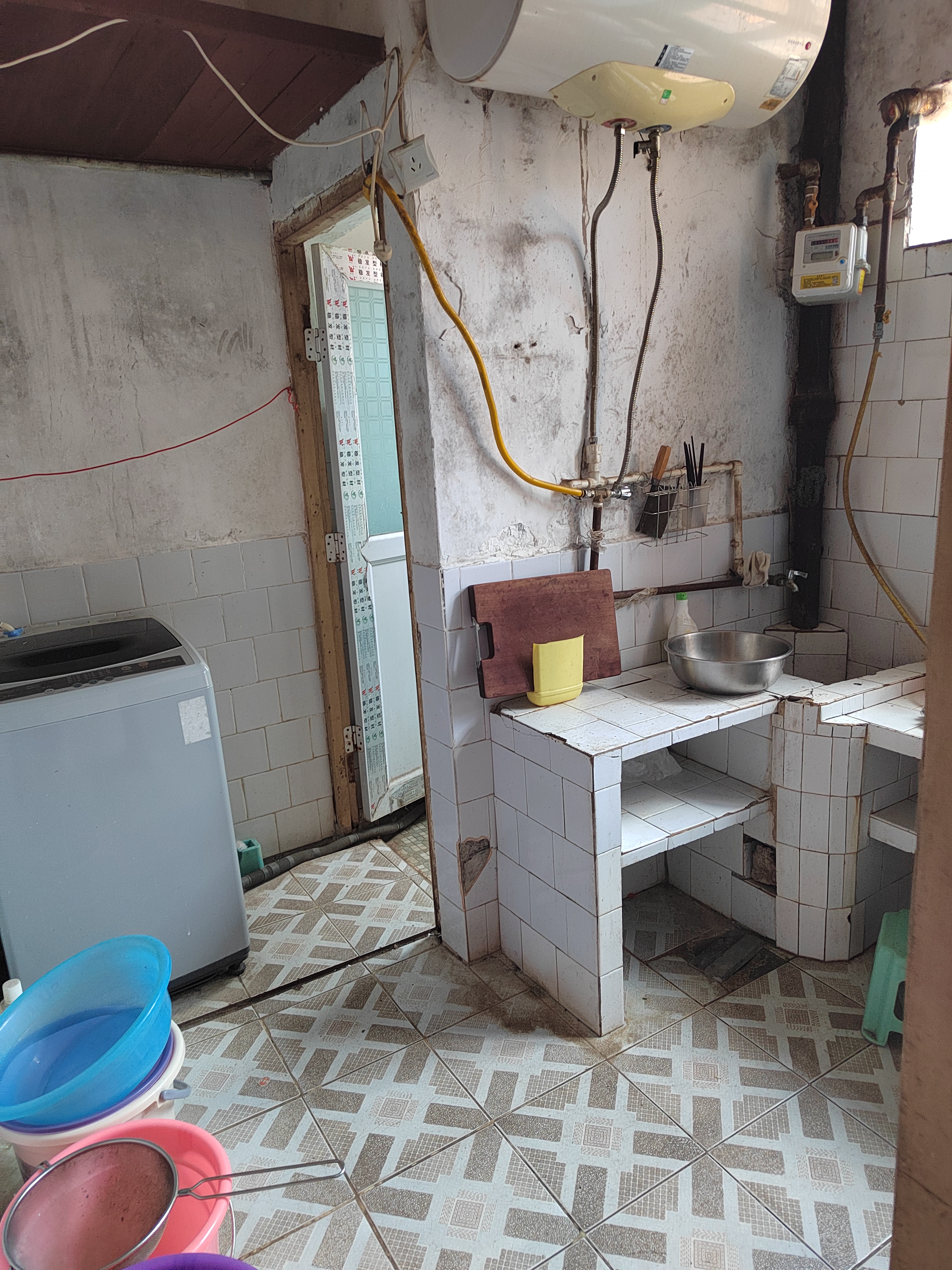 贤童街老法院住宅区  2室1厅1卫    800.0元/月室内图