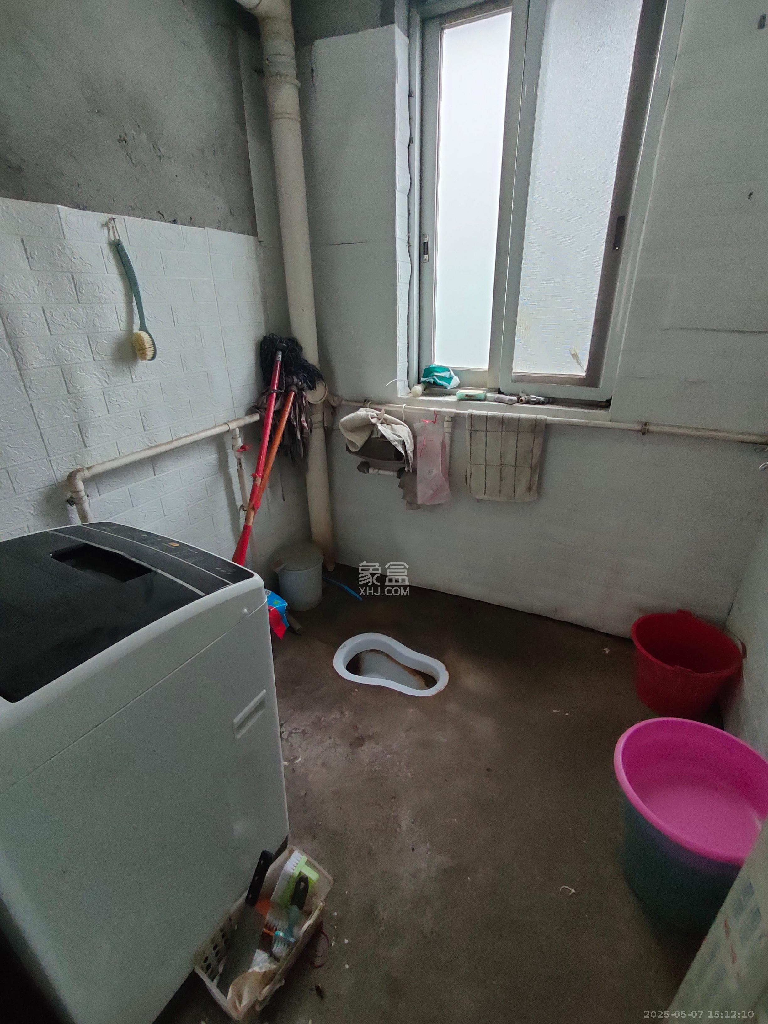 机械化宿舍 2室2厅1卫 800.0元/月 机械化宿舍 2室2厅1卫 800.0元/月室内图