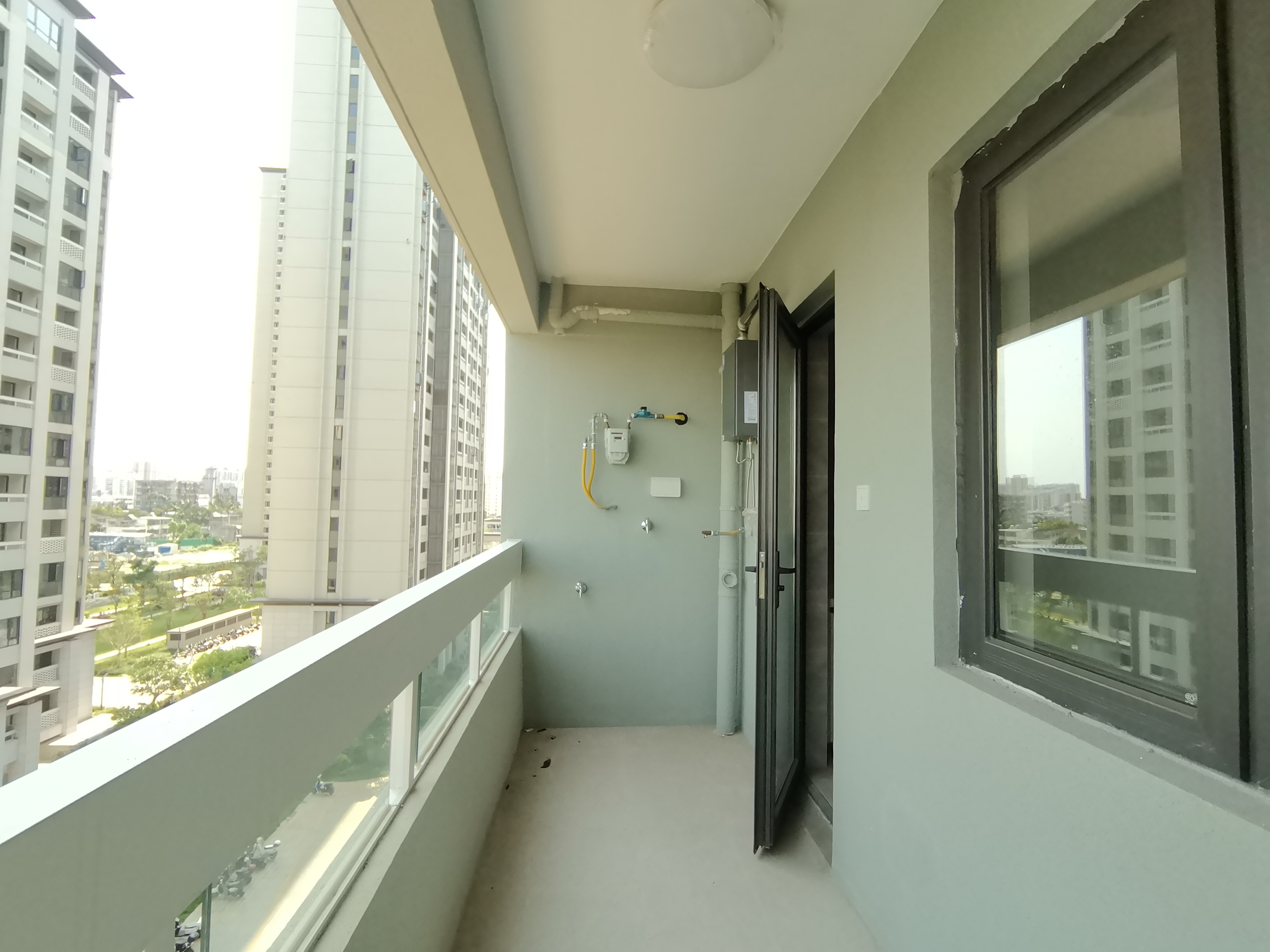 海府大院(海府路41号)  3室2厅1卫    3200.0元/月 海府大院(海府路41号)  3室2厅1卫    3200.0元/月室内图