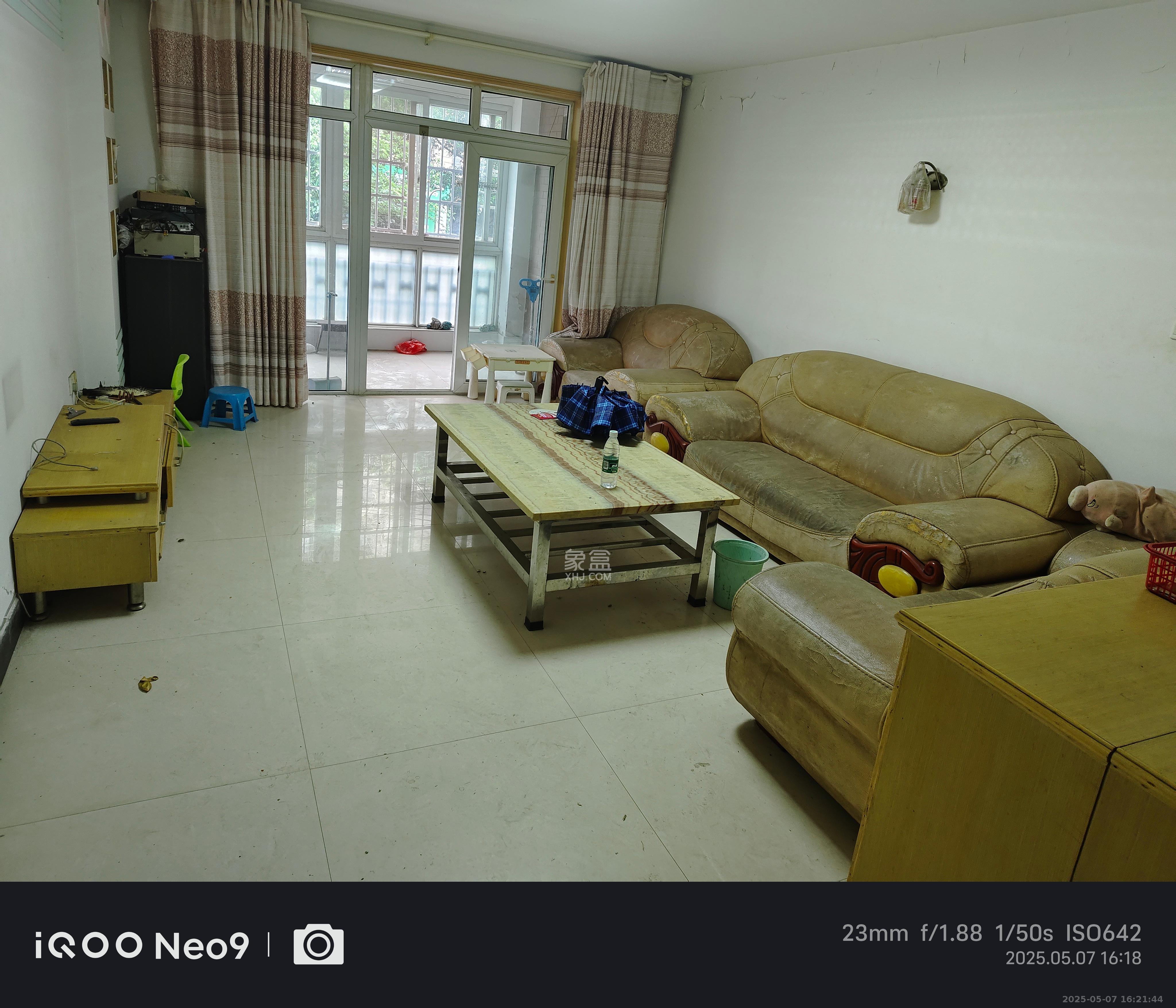 长房西郡 1室2厅2卫 1700.0元/月 长房西郡 1室2厅2卫 1700.0元/月室内图