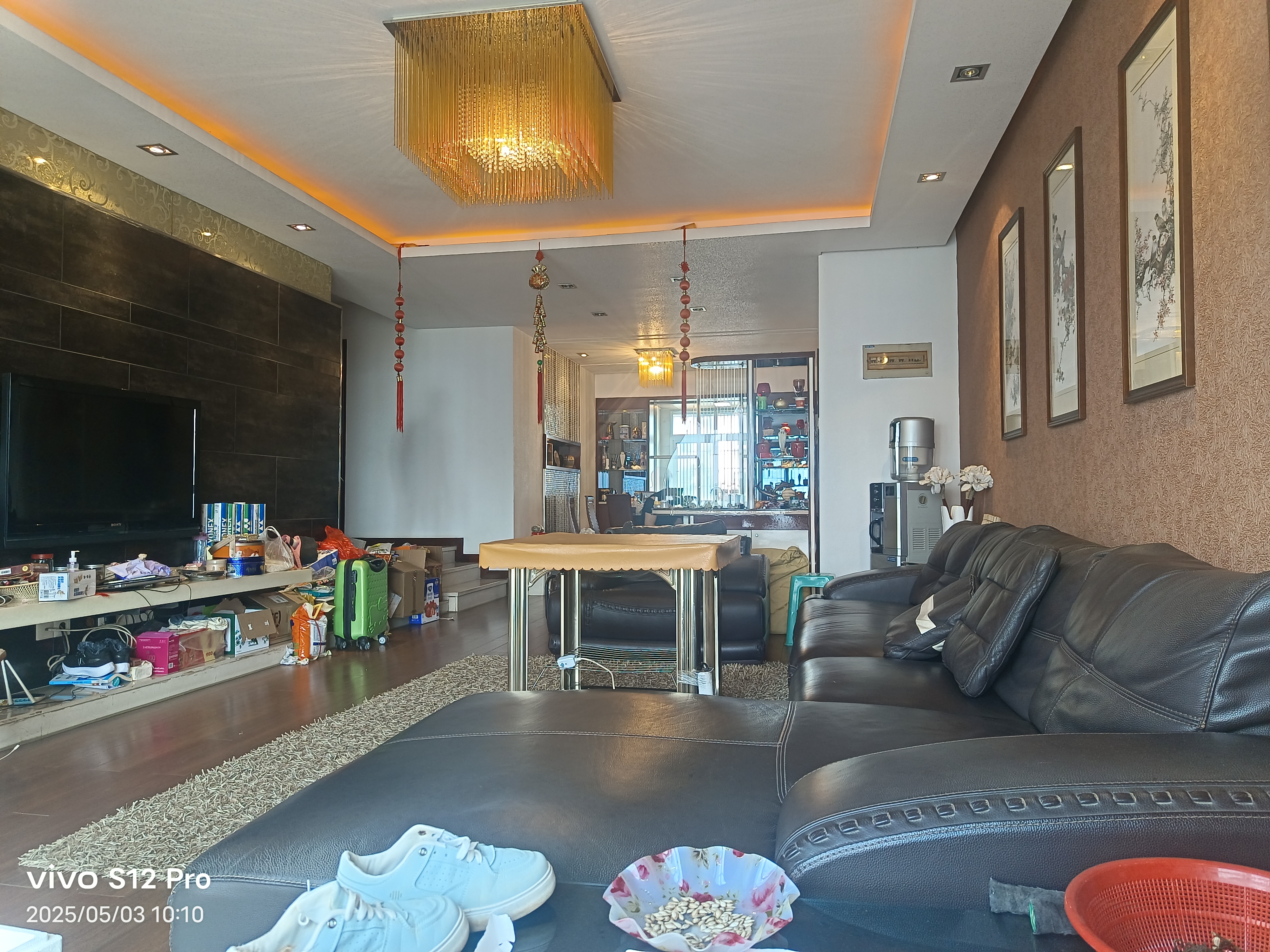 湘中园 1室0厅0卫 75.8万 湘中园 1室0厅0卫 75.8万客厅