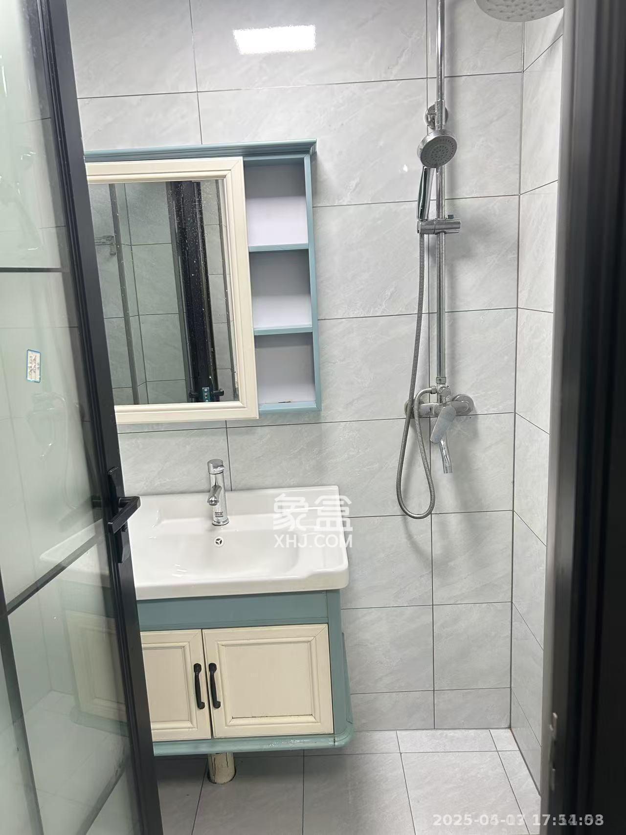 龙湖湘江星座(祺鑫星座公寓) 1室1厅1卫 1500.0元/月 龙湖湘江星座(祺鑫星座公寓) 1室1厅1卫 1500.0元/月室内图