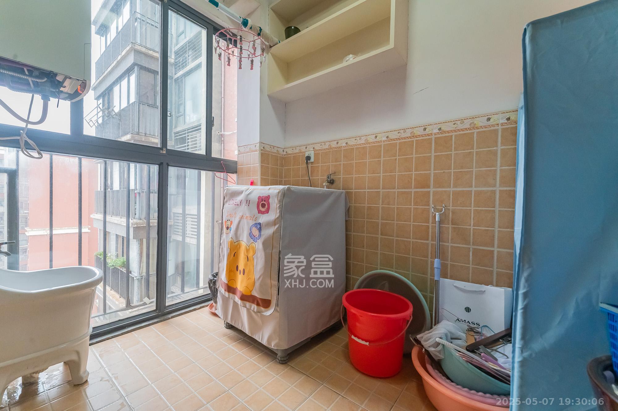 华润凤凰城二期 3室2厅2卫 77.8万 华润凤凰城二期 3室2厅2卫 77.8万厨房