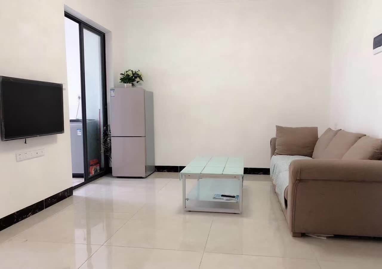 美丽华居 2室1厅1卫 78.0万 美丽华居 2室1厅1卫 78.0万客厅