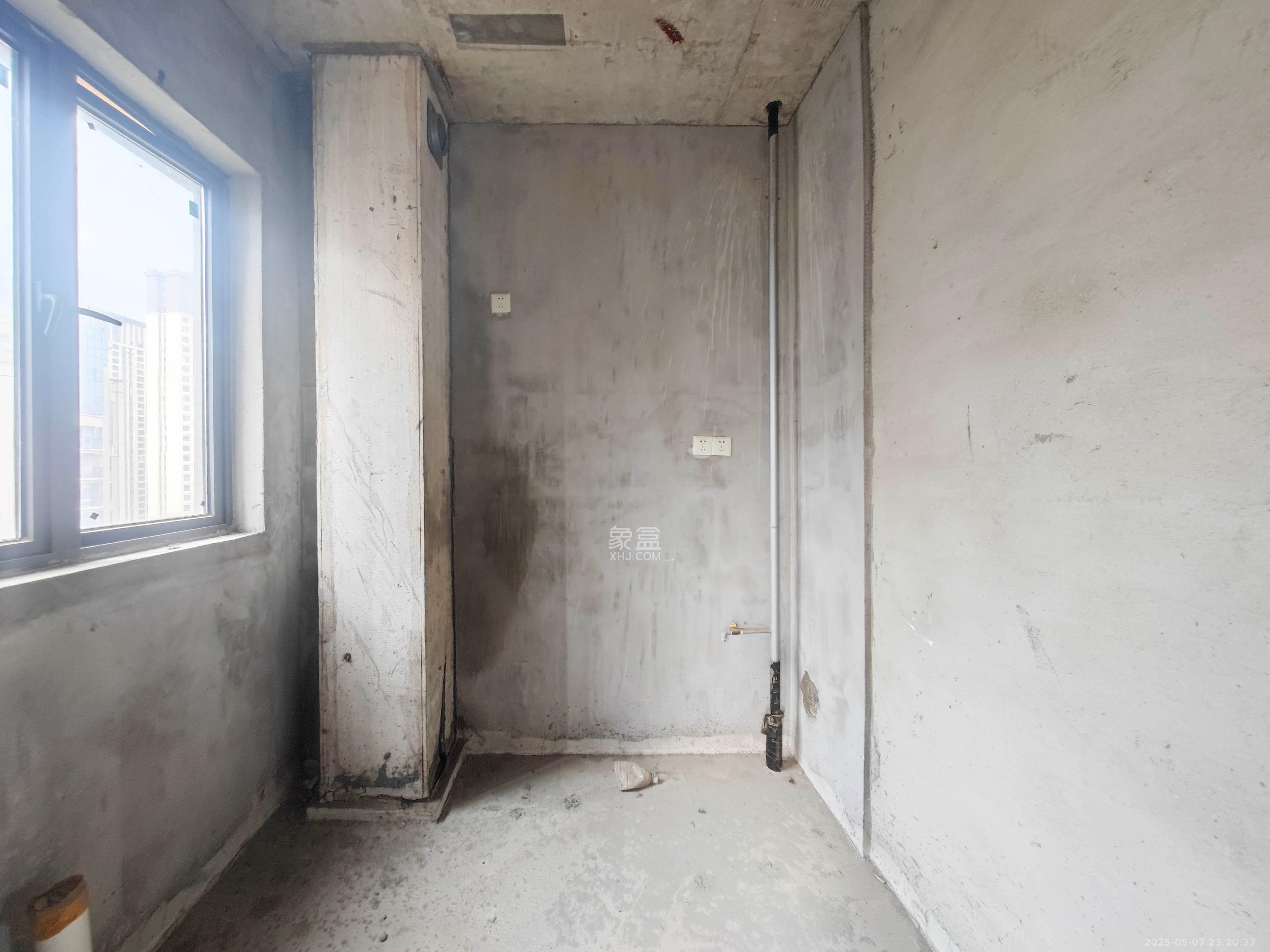 云开壹品樾玺 5室2厅2卫 126.0万 云开壹品樾玺 5室2厅2卫 126.0万其他