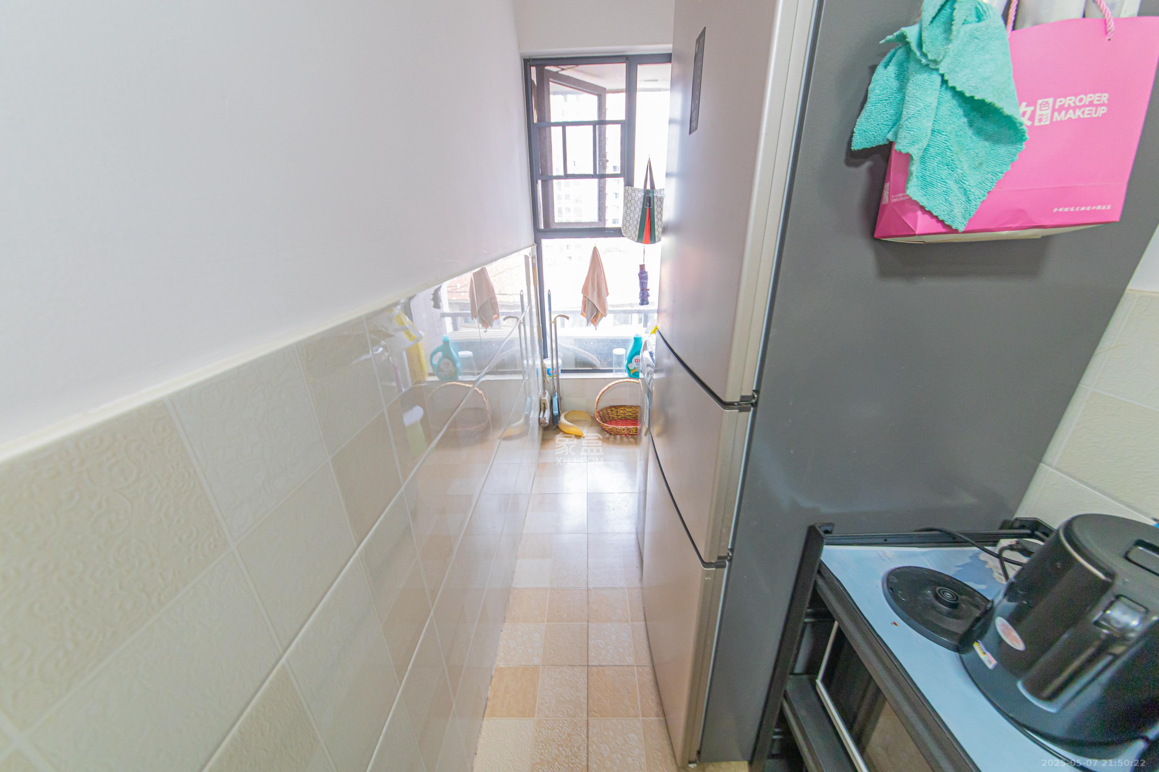 中建芙蓉嘉苑  2室1厅1卫    39.8万 中建芙蓉嘉苑  2室1厅1卫    39.8万厨房